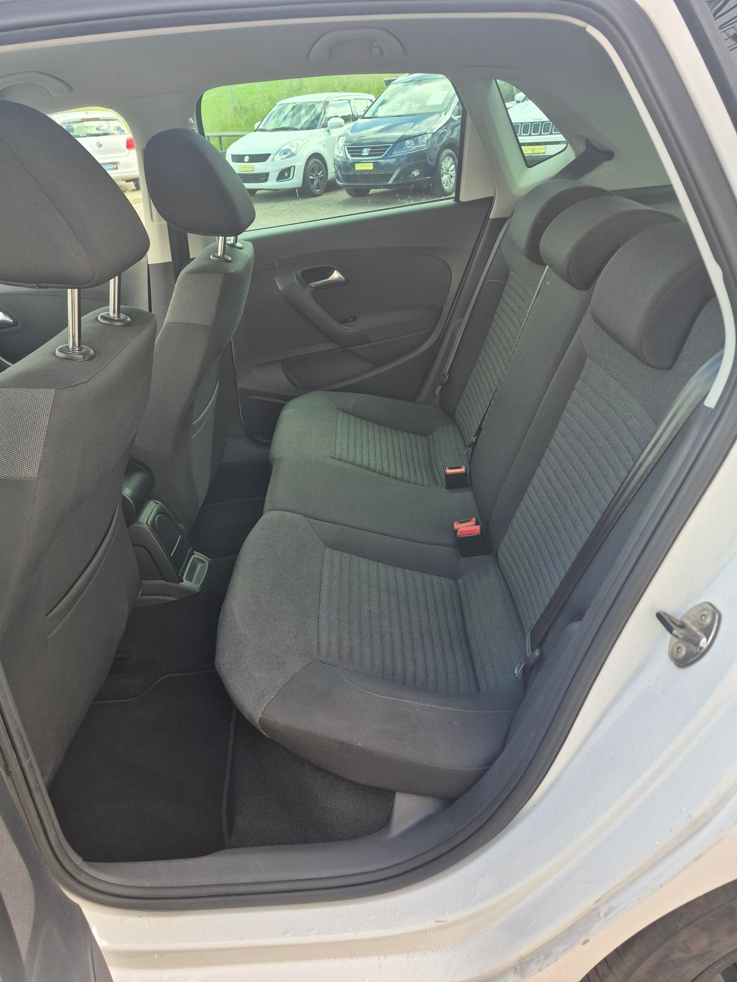 VW Polo 1.2 TSI Highline-image-12