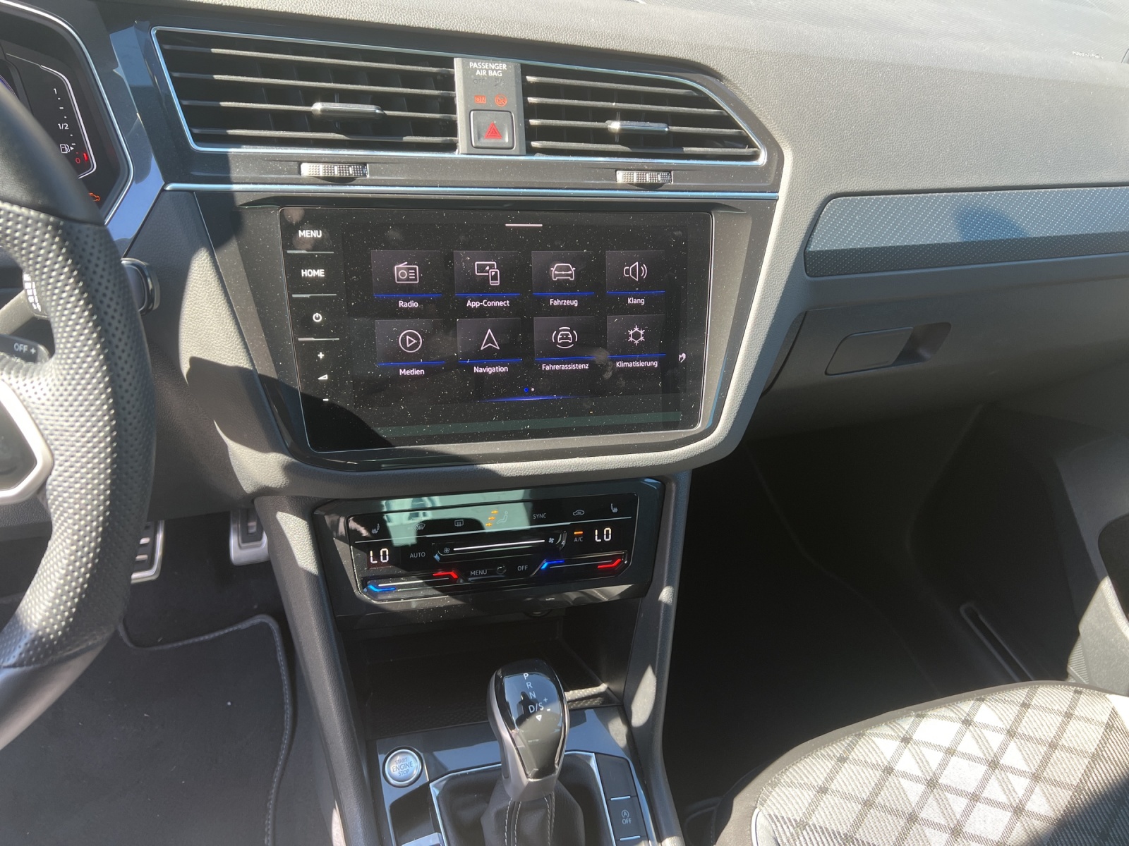 VW Tiguan 2.0 TDI SCR R-Line 4Motion DSG-image-10