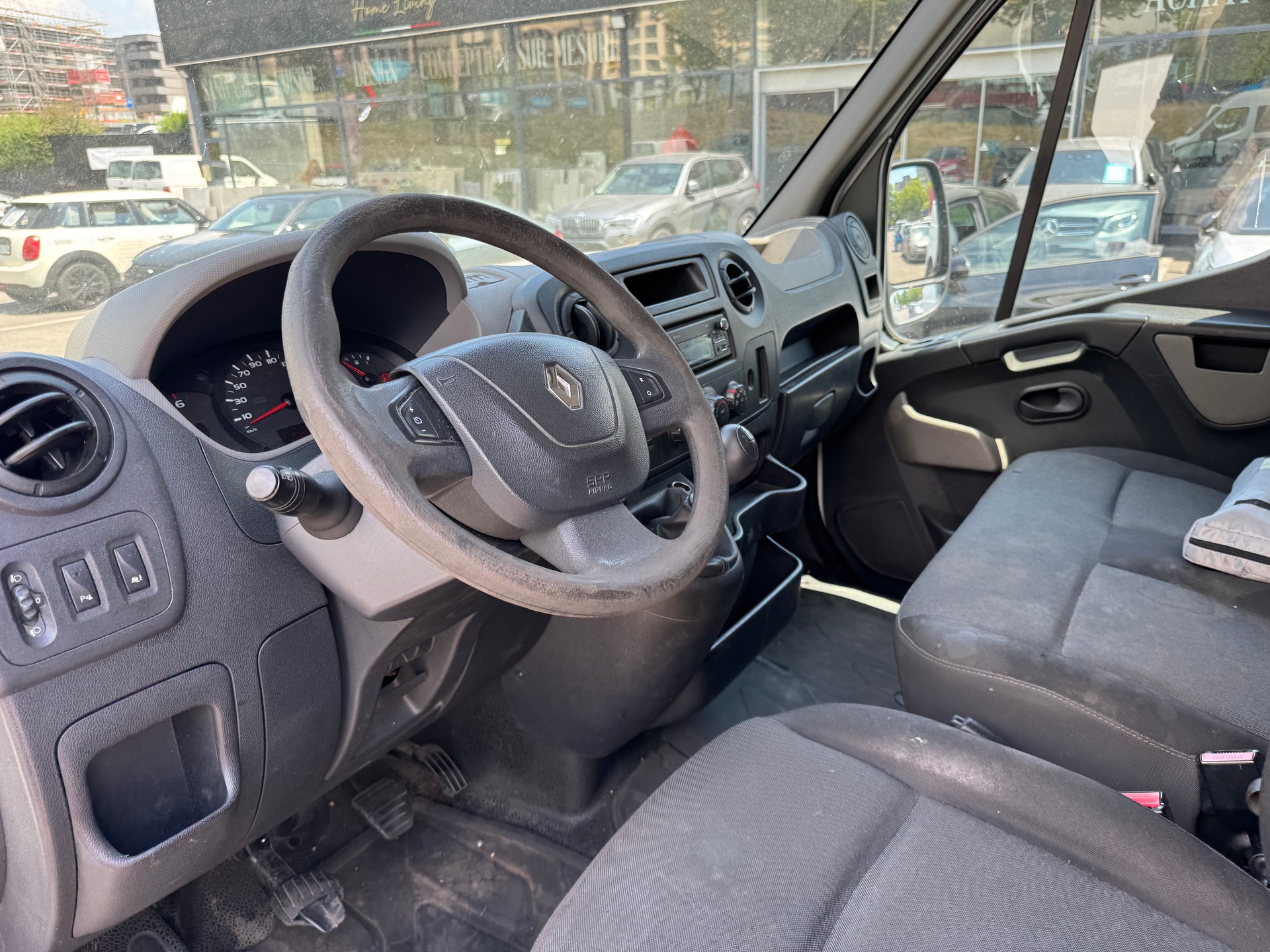 RENAULT Master T35 ENERGY 2.3dCi 145 L2H2-image-10
