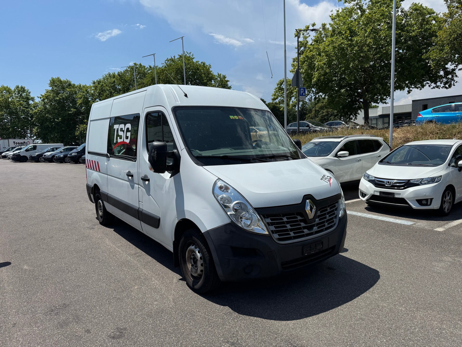 RENAULT Master T35 ENERGY 2.3dCi 145 L2H2-image-1