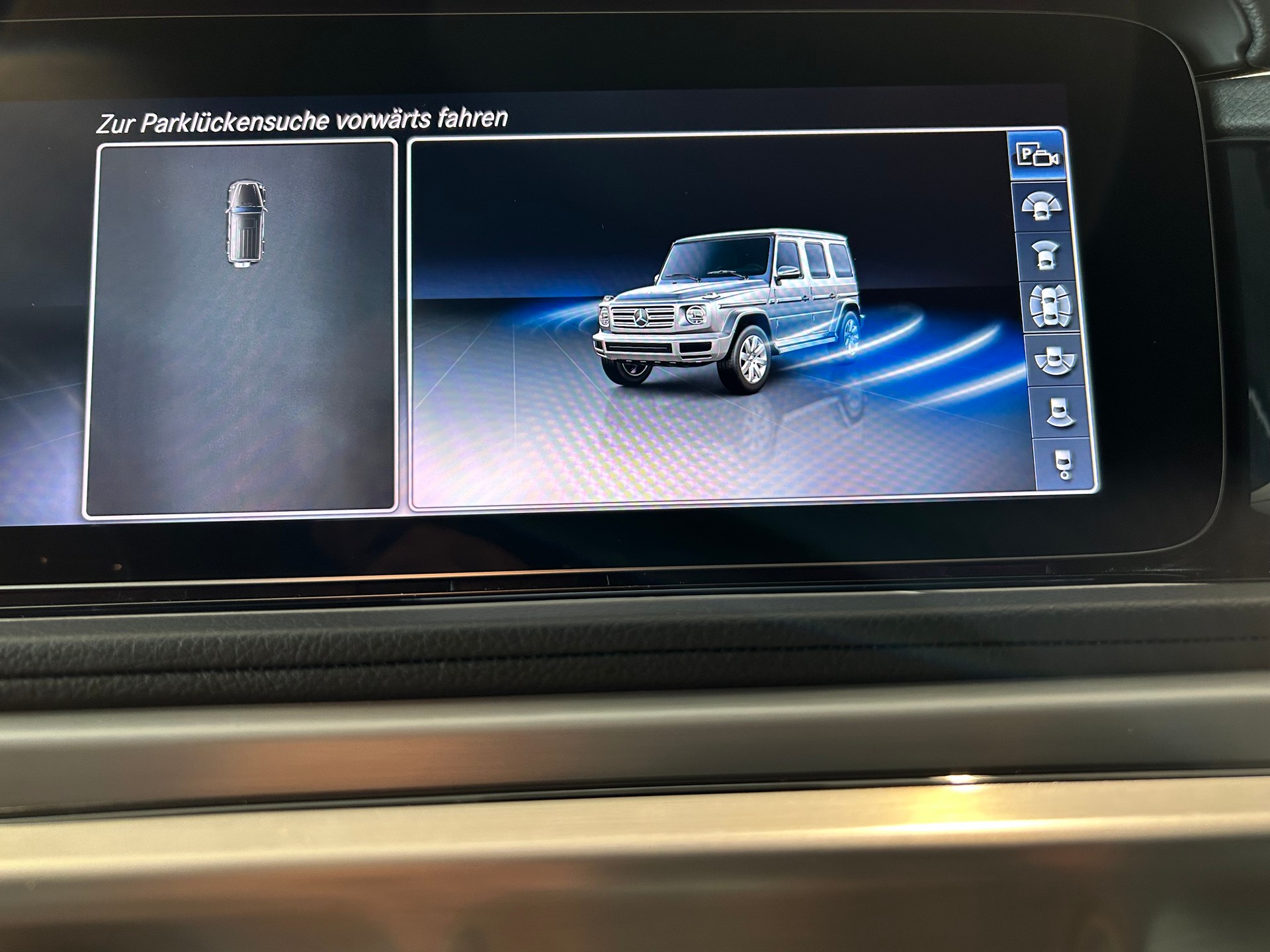 MERCEDES-BENZ G 350 d AMG Line 9G-Tronic !-image-29