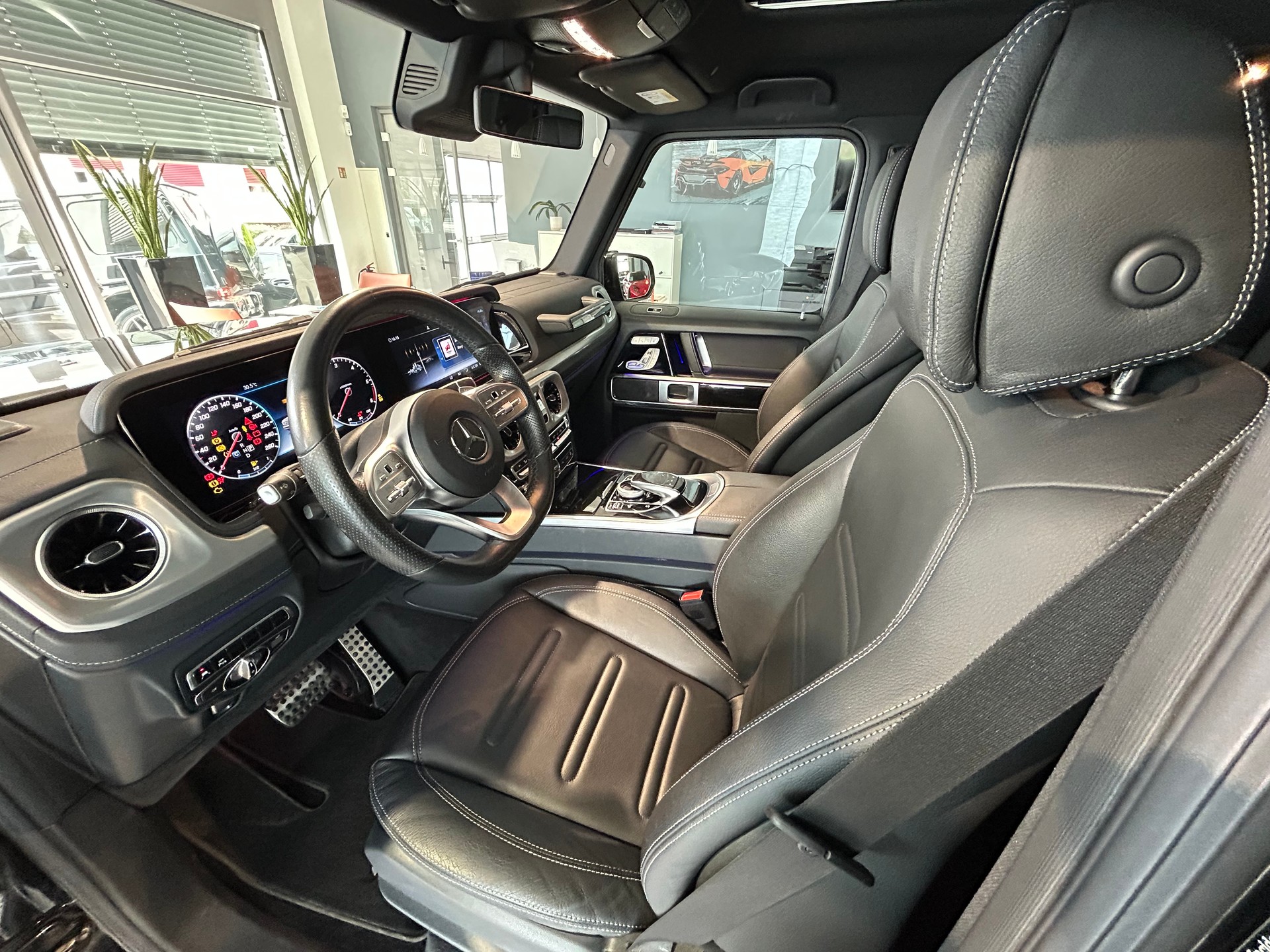 MERCEDES-BENZ G 350 d AMG Line 9G-Tronic !-image-8