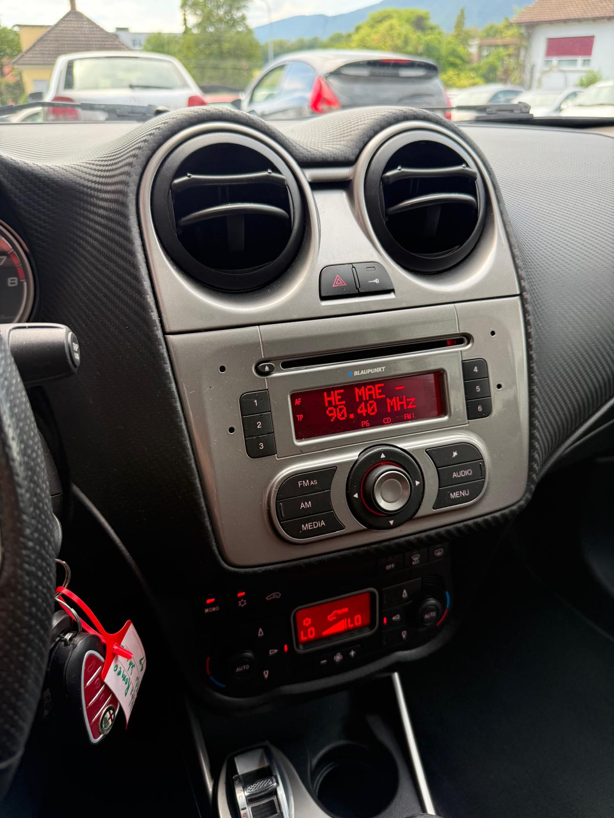 ALFA ROMEO MiTo 1.4 TB Distinctive / MFK 07.2025-image-12