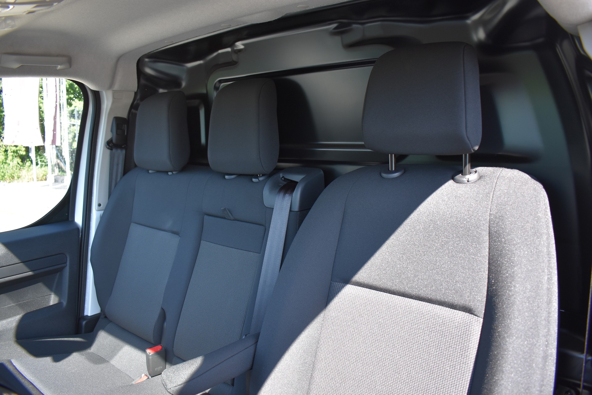 TOYOTA Proace EV 75kWh Medium Active-image-10