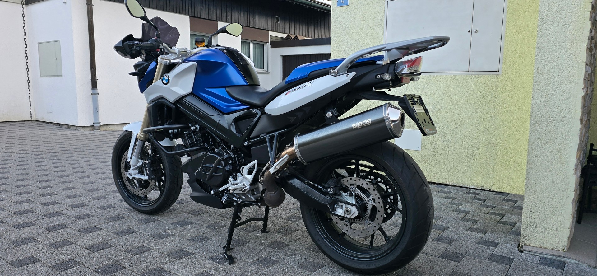 BMW R-image-2