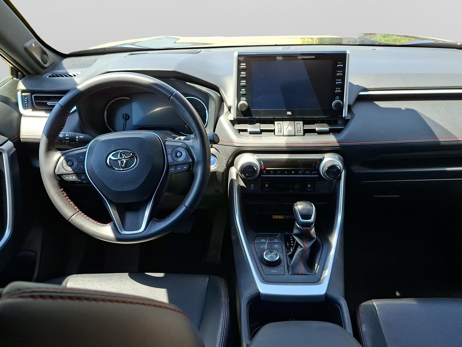 TOYOTA RAV4 2.5 Plug-In-Hybrid Platinum-image-6