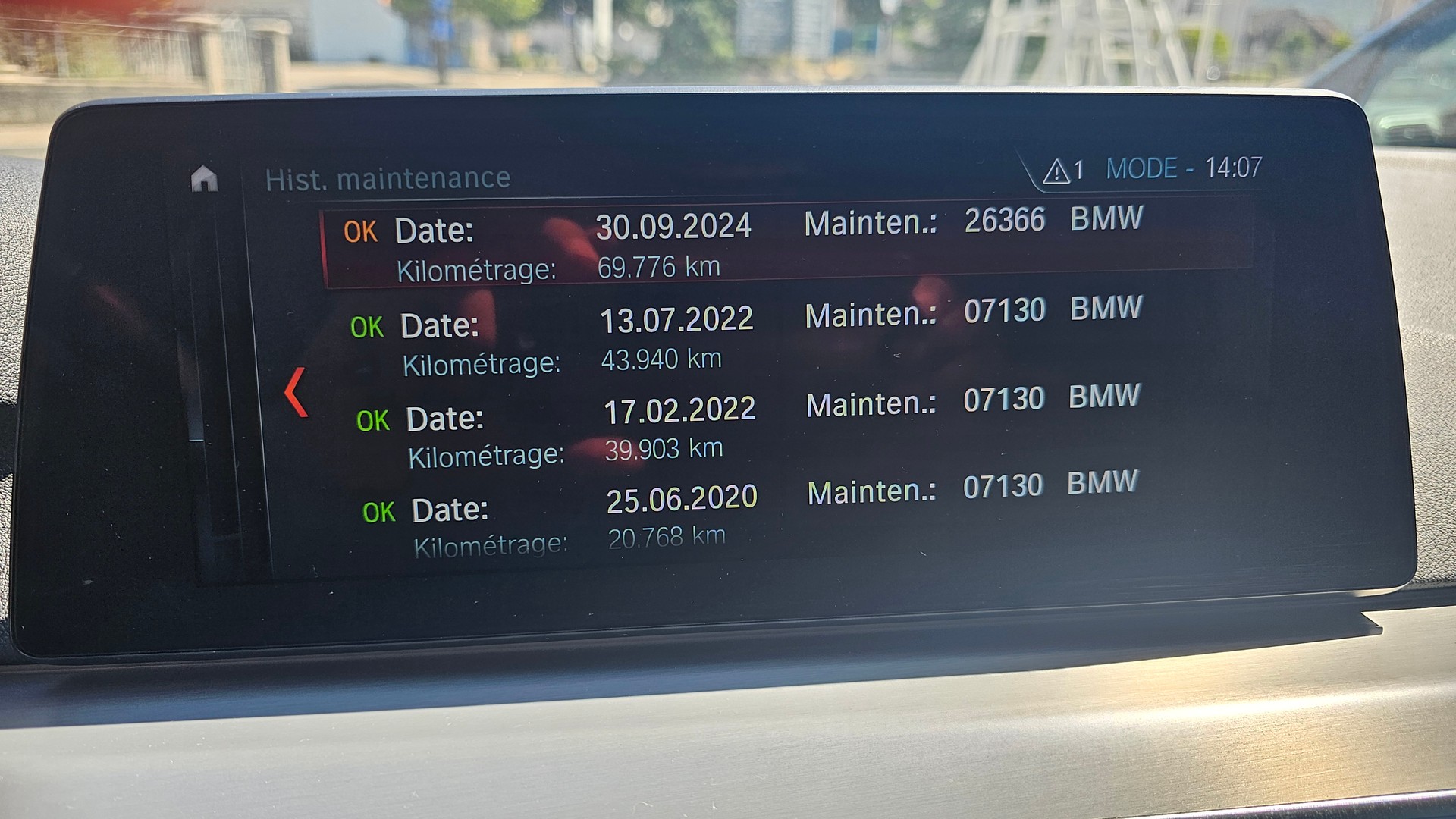 BMW 530d xDrive Touring Sport Line Steptronic-image-6