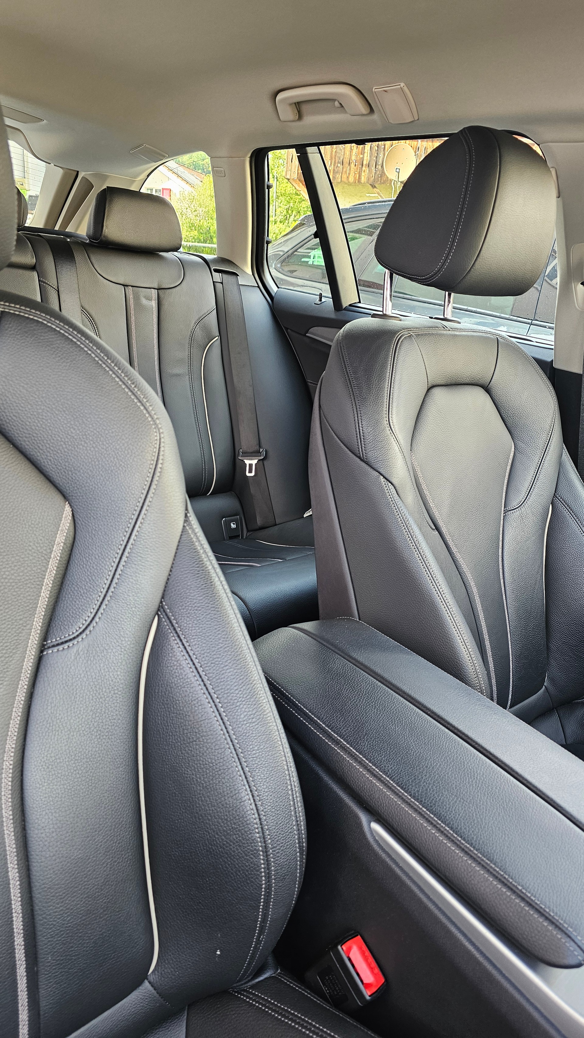 BMW 530d xDrive Touring Sport Line Steptronic-image-4
