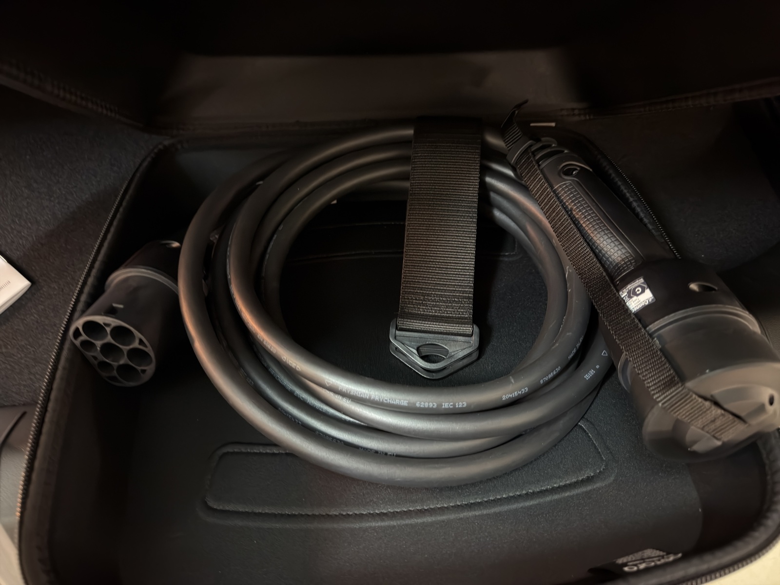 HYUNDAI Inster 49kWh Amplia-image-17
