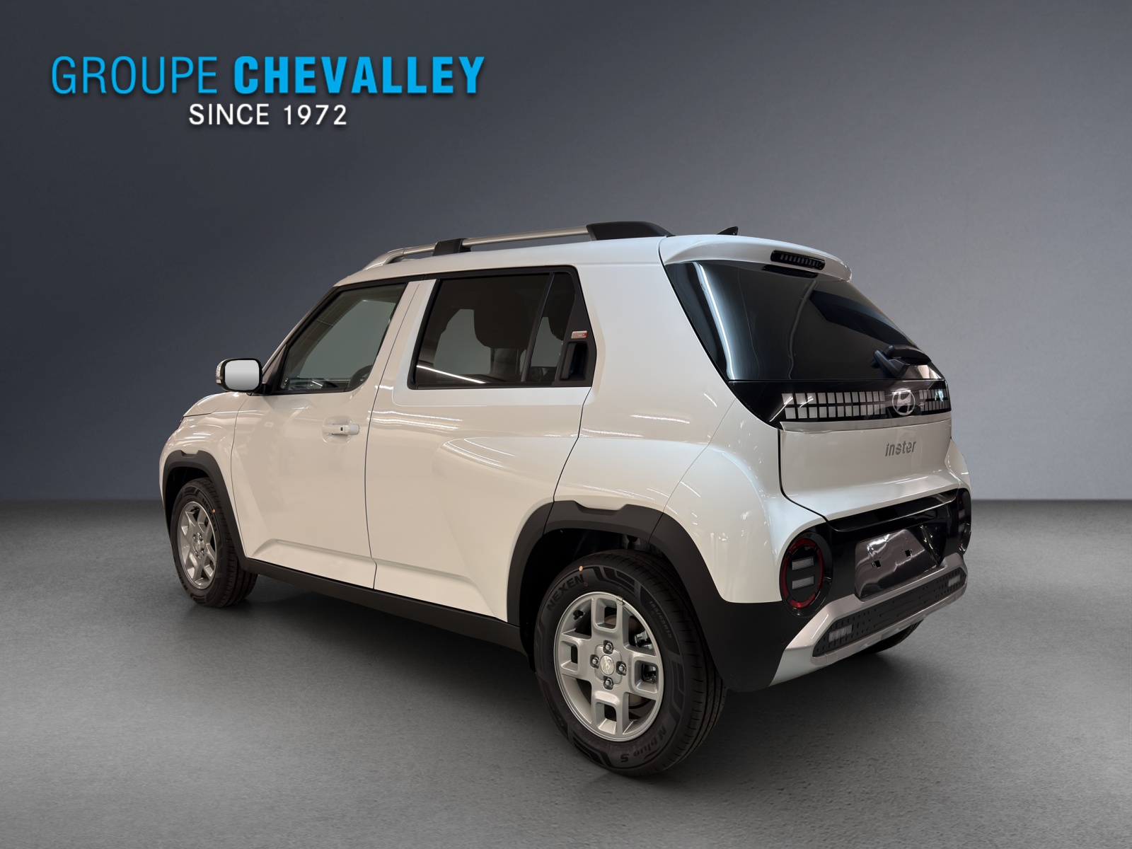 HYUNDAI Inster 49kWh Amplia-image-3
