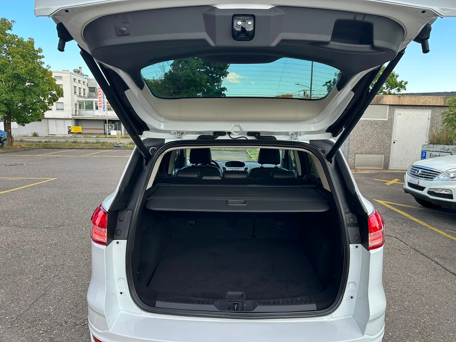 FORD Kuga 2.0 TDCi Titanium S 4WD PowerShift-image-12