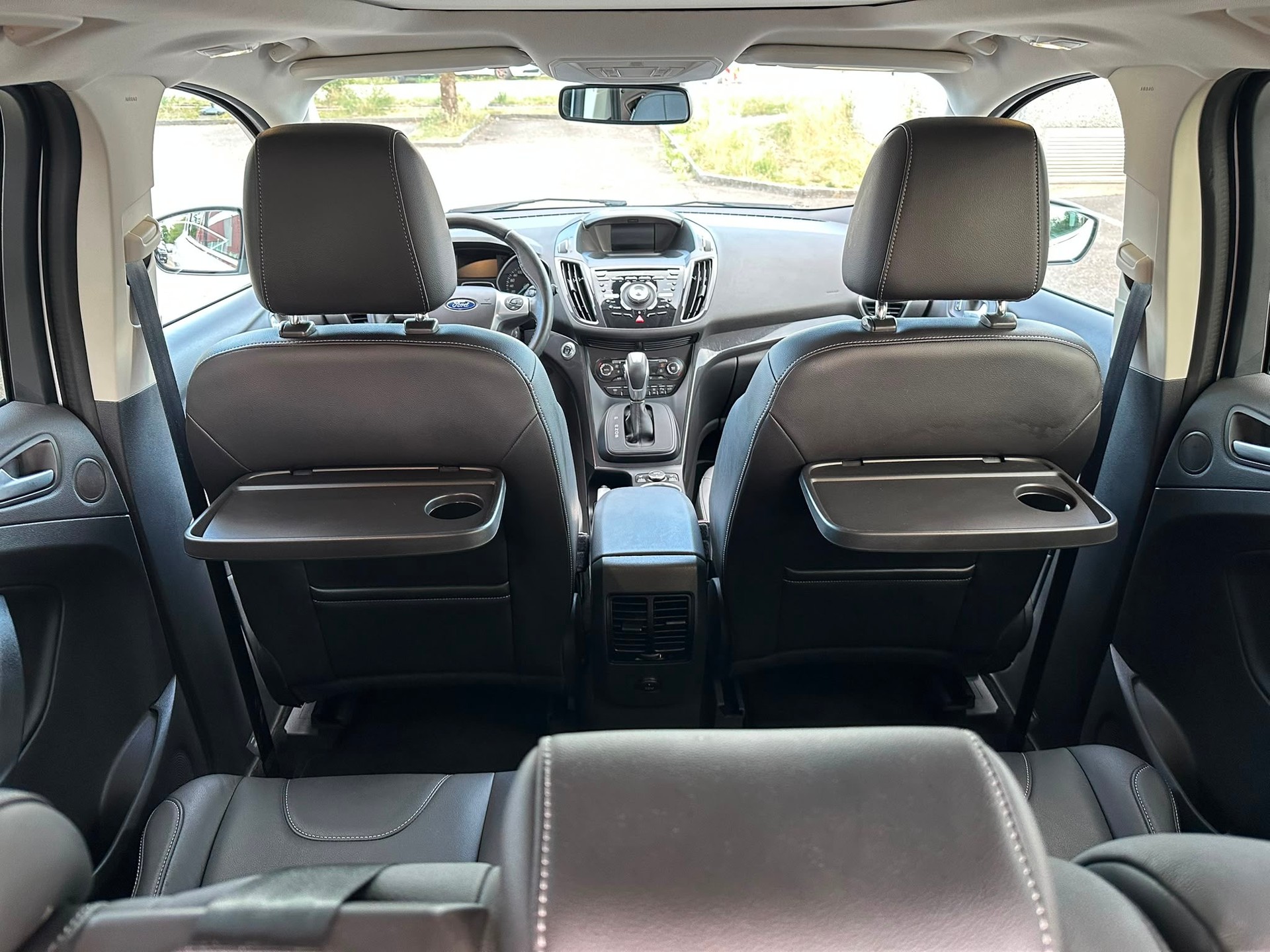 FORD Kuga 2.0 TDCi Titanium S 4WD PowerShift-image-19