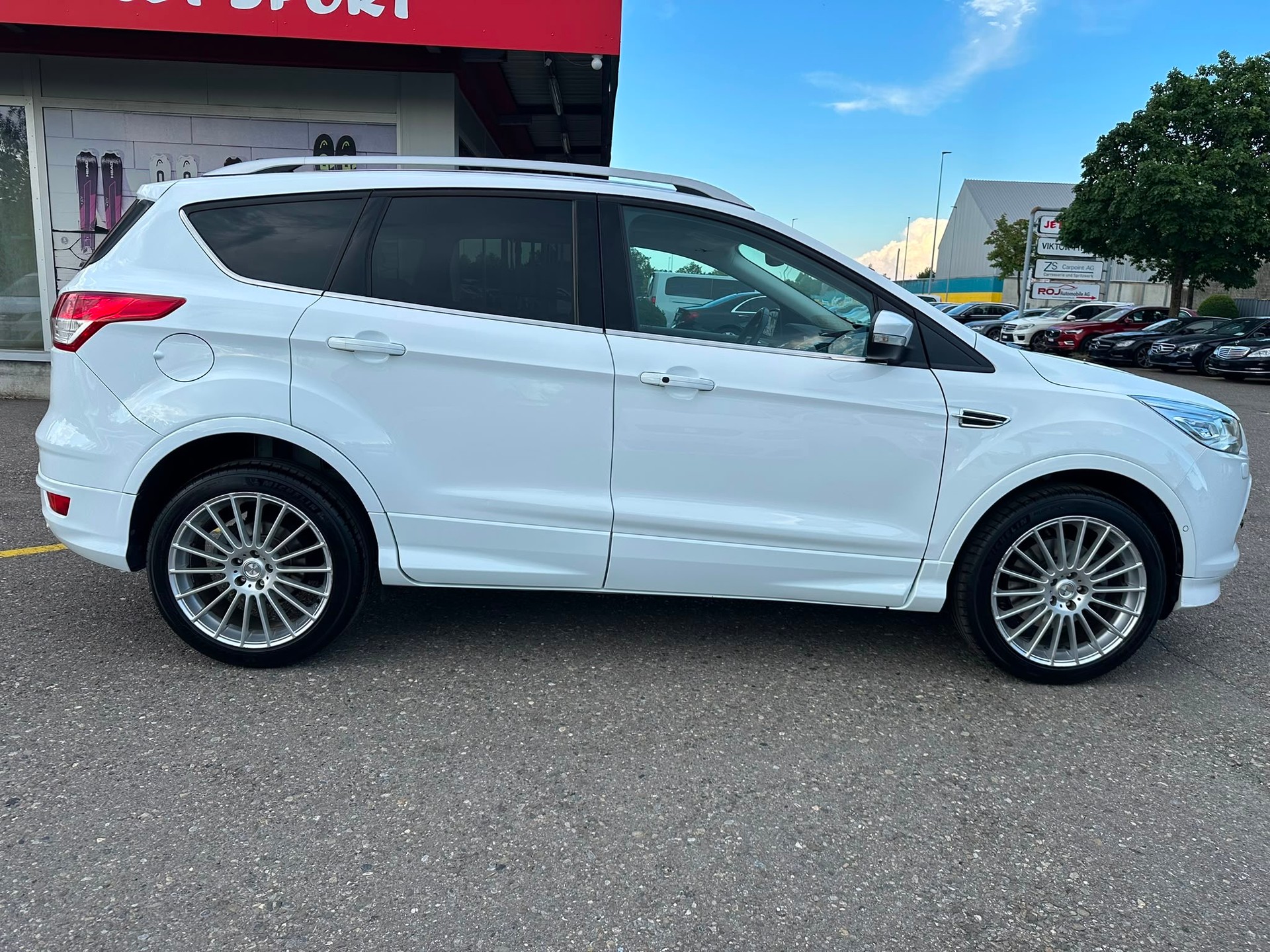 FORD Kuga 2.0 TDCi Titanium S 4WD PowerShift-image-4