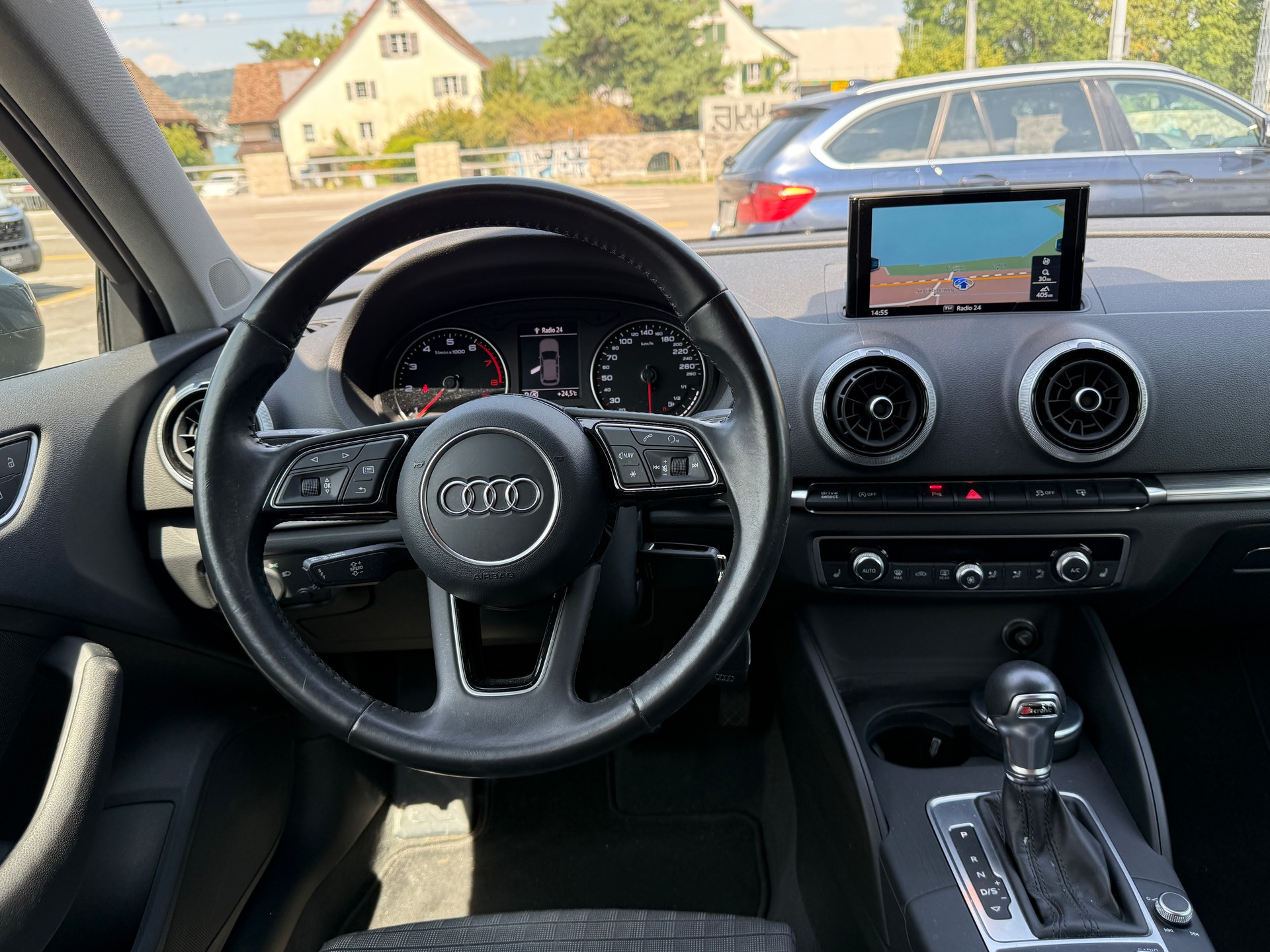 AUDI A3 Sportback 2.0 TFSI quattro S-tronic 190PS-image-13