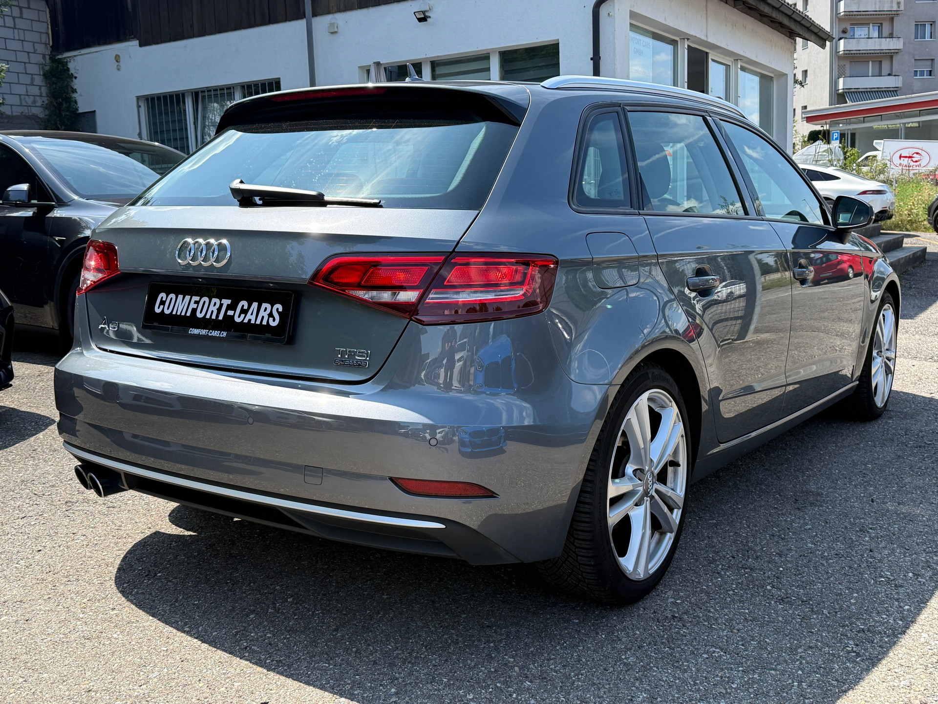 AUDI A3 Sportback 2.0 TFSI quattro S-tronic 190PS-image-5
