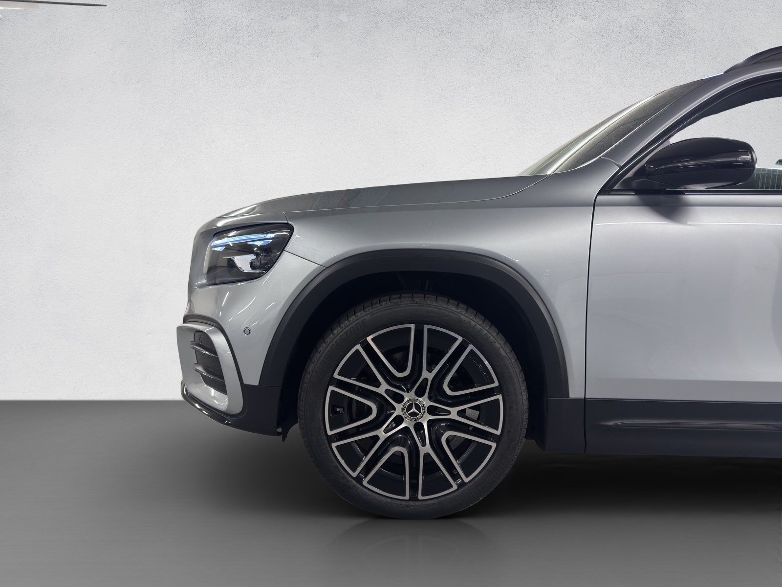 MERCEDES-BENZ GLB 220 AMG Line 4Matic-image-7