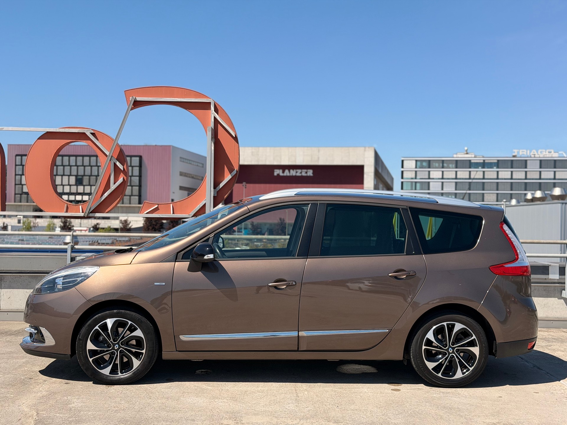 RENAULT Grand Scénic 1.5 dCi Bose EDC-image-5