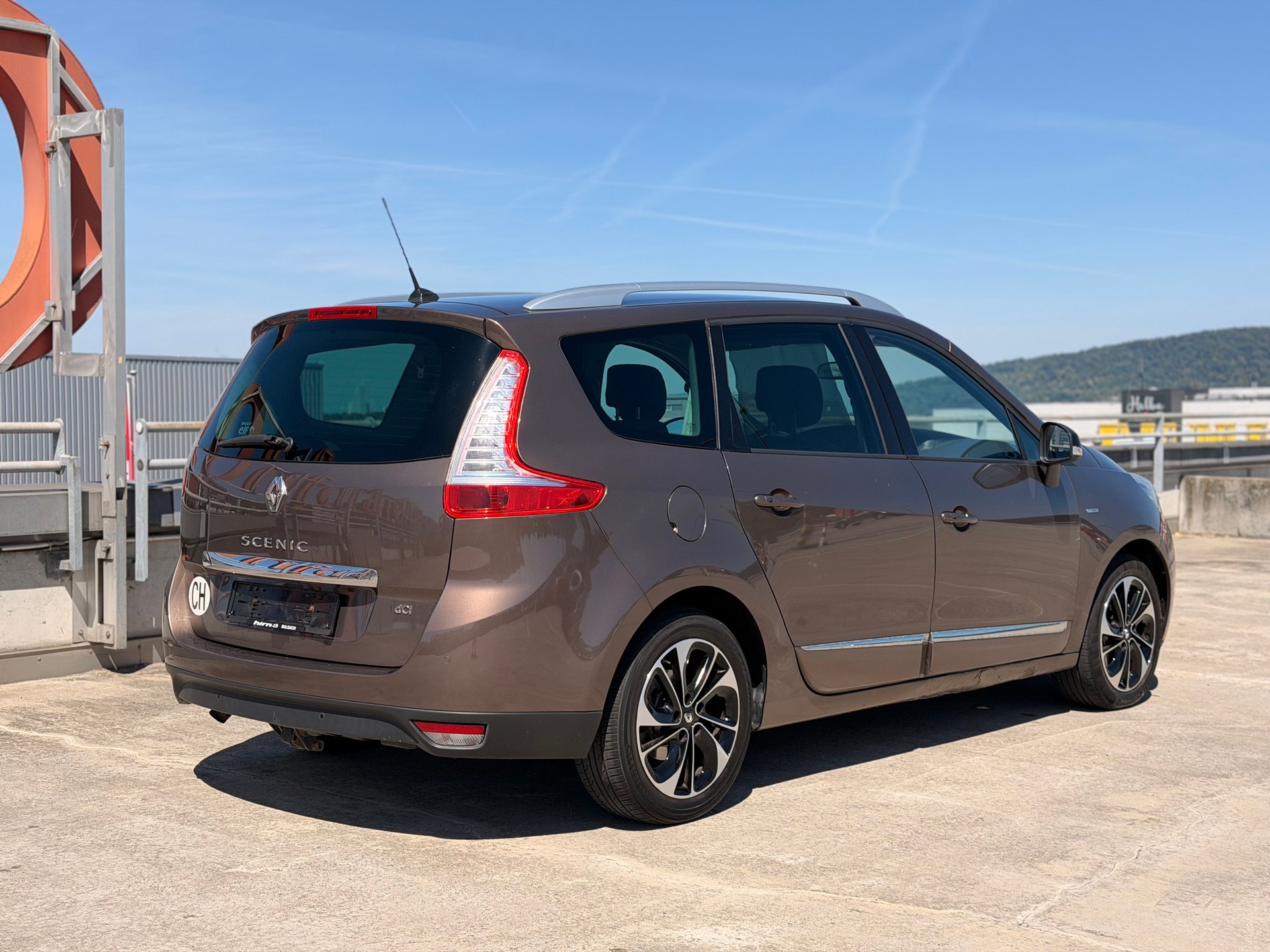RENAULT Grand Scénic 1.5 dCi Bose EDC-image-3