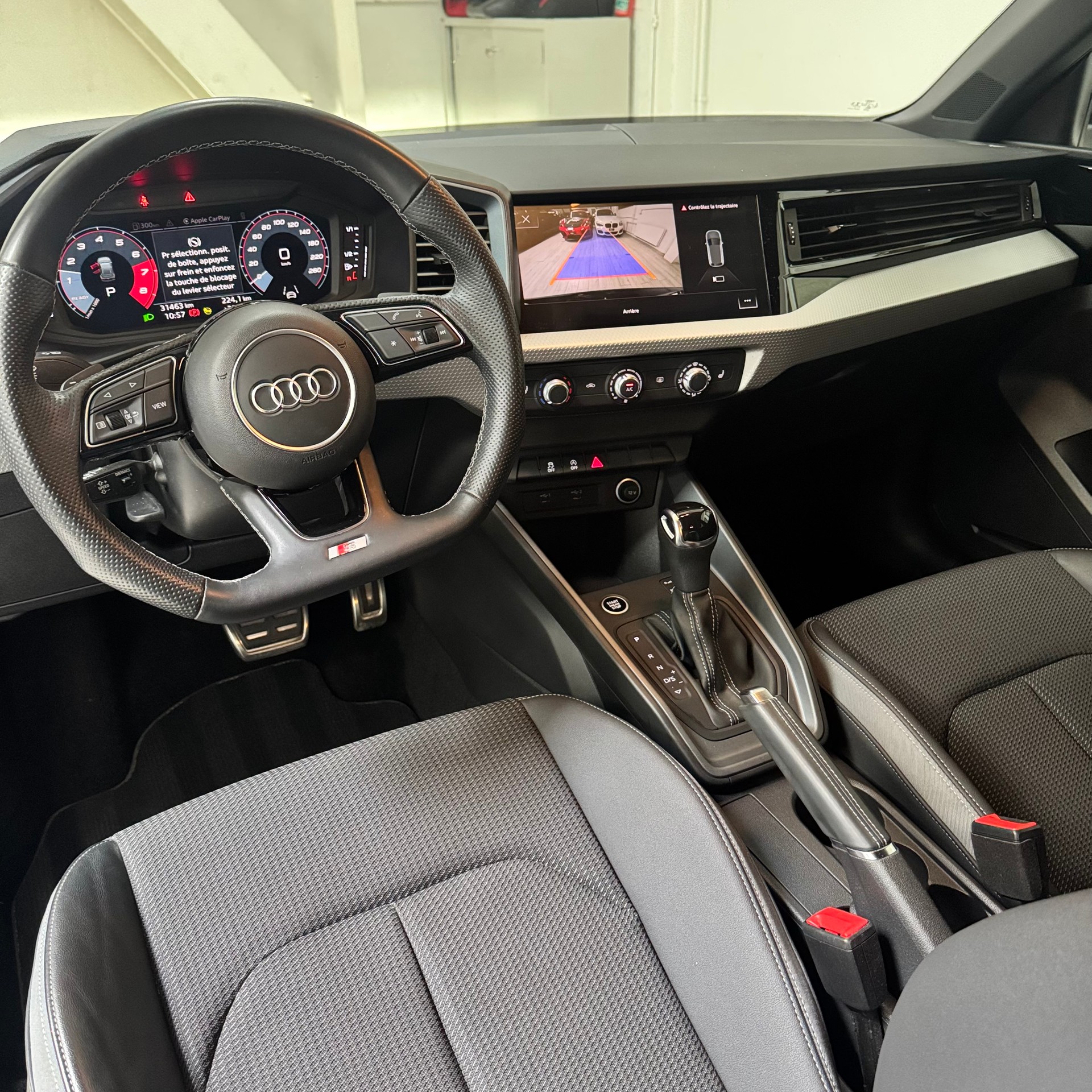 AUDI A1 Sportback 30 TFSI S Line Attraction S-tronic-image-15