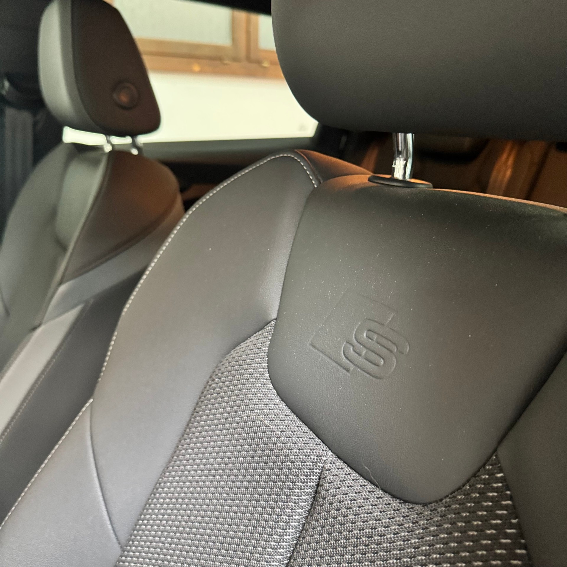 AUDI A1 Sportback 30 TFSI S Line Attraction S-tronic-image-9