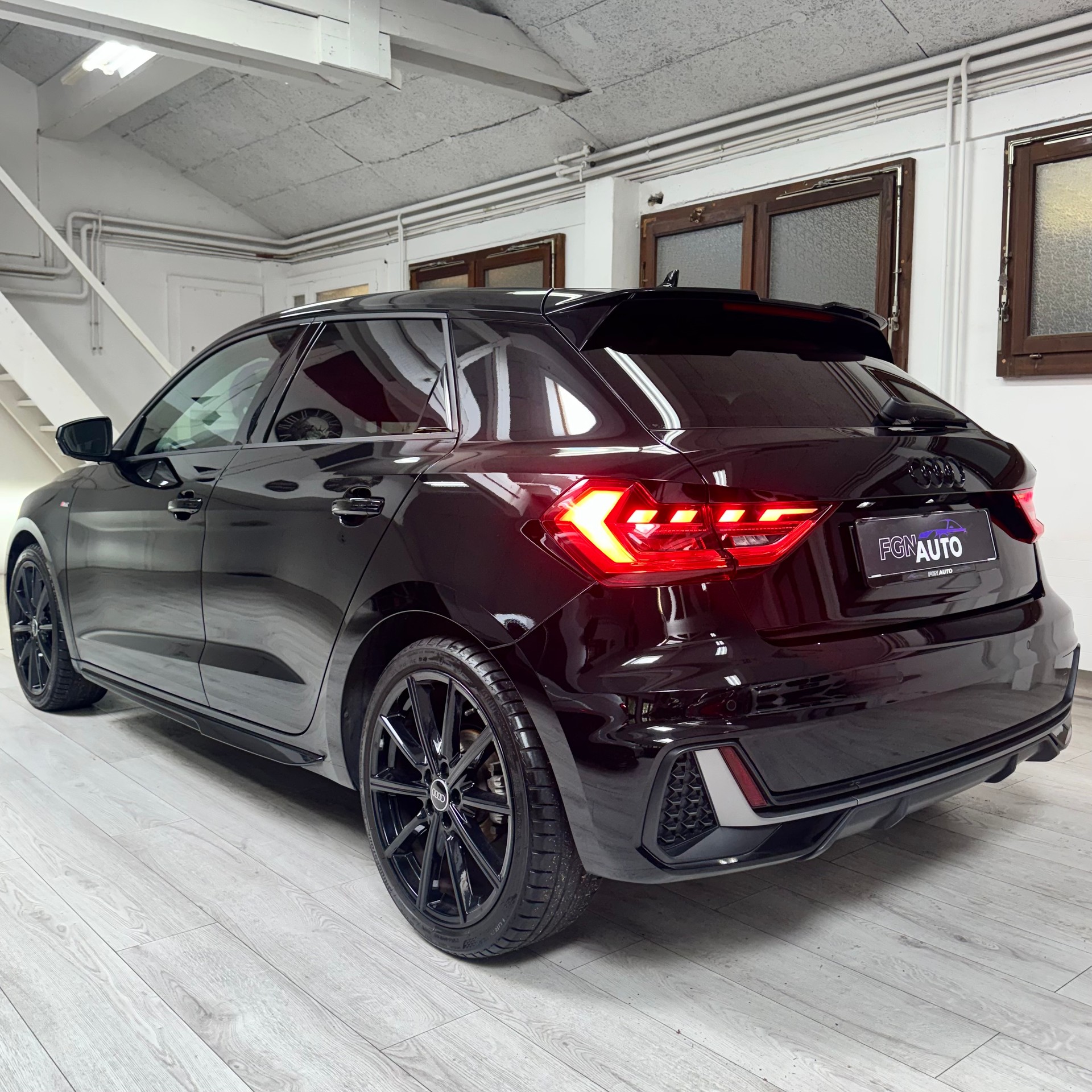 AUDI A1 Sportback 30 TFSI S Line Attraction S-tronic-image-6