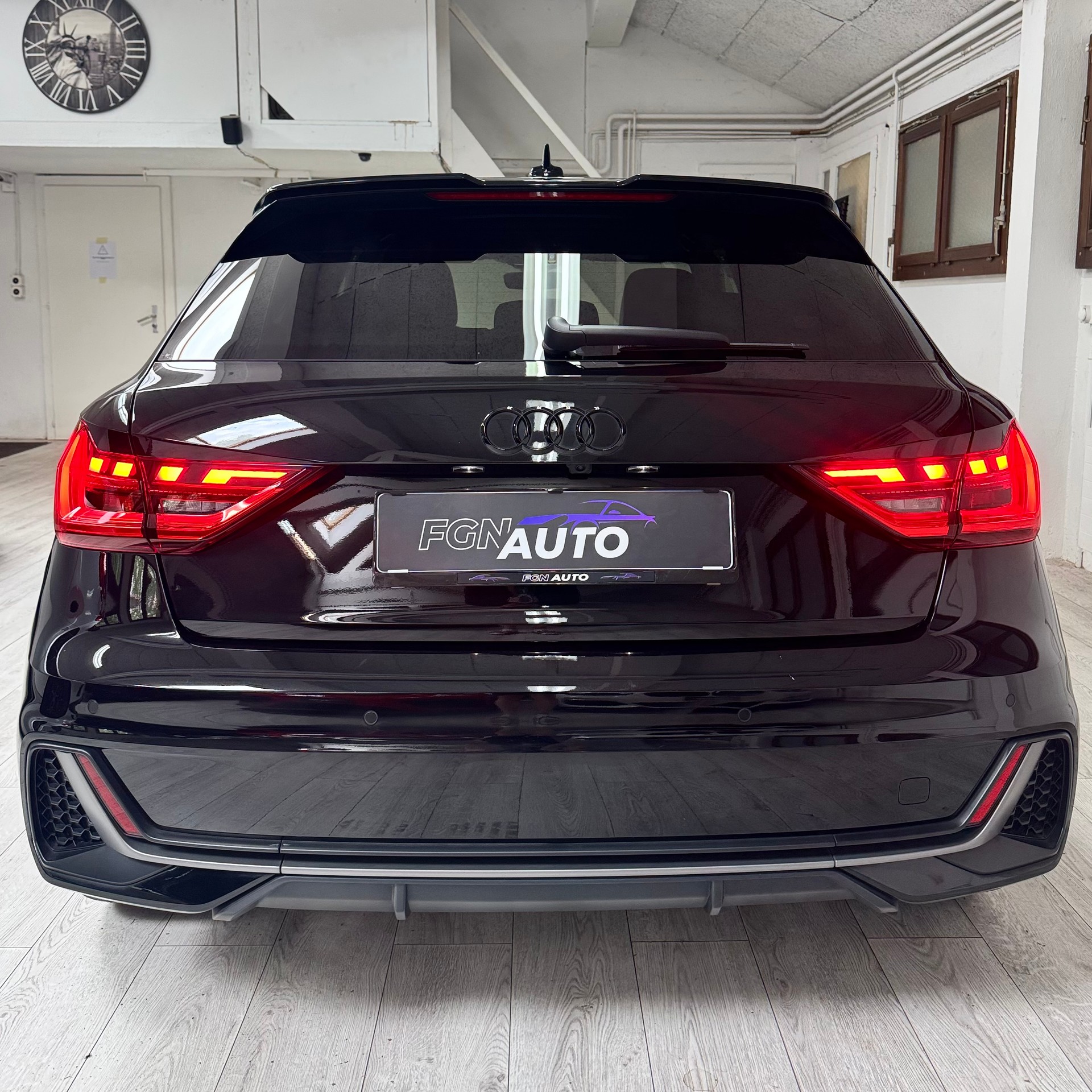 AUDI A1 Sportback 30 TFSI S Line Attraction S-tronic-image-5