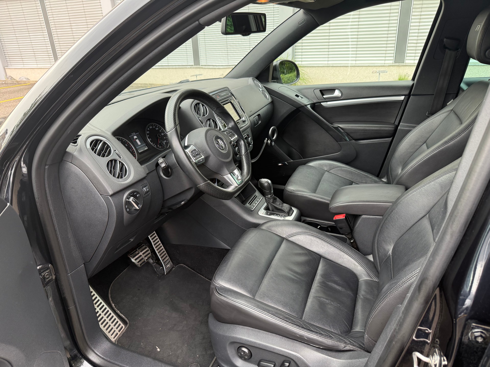 VW Tiguan 2.0 TSI Cup R-Line 4Motion DSG-image-7