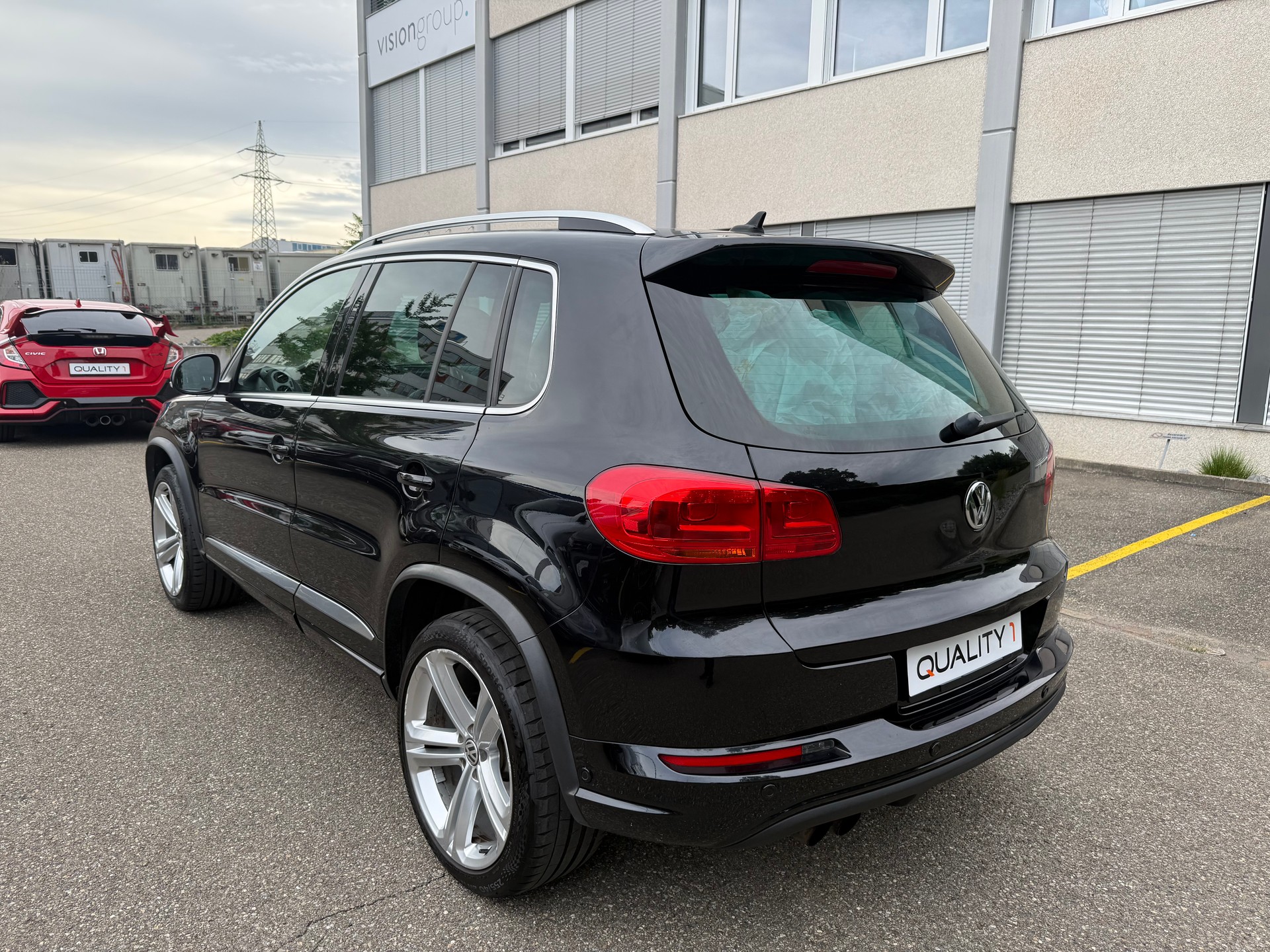 VW Tiguan 2.0 TSI Cup R-Line 4Motion DSG-image-3