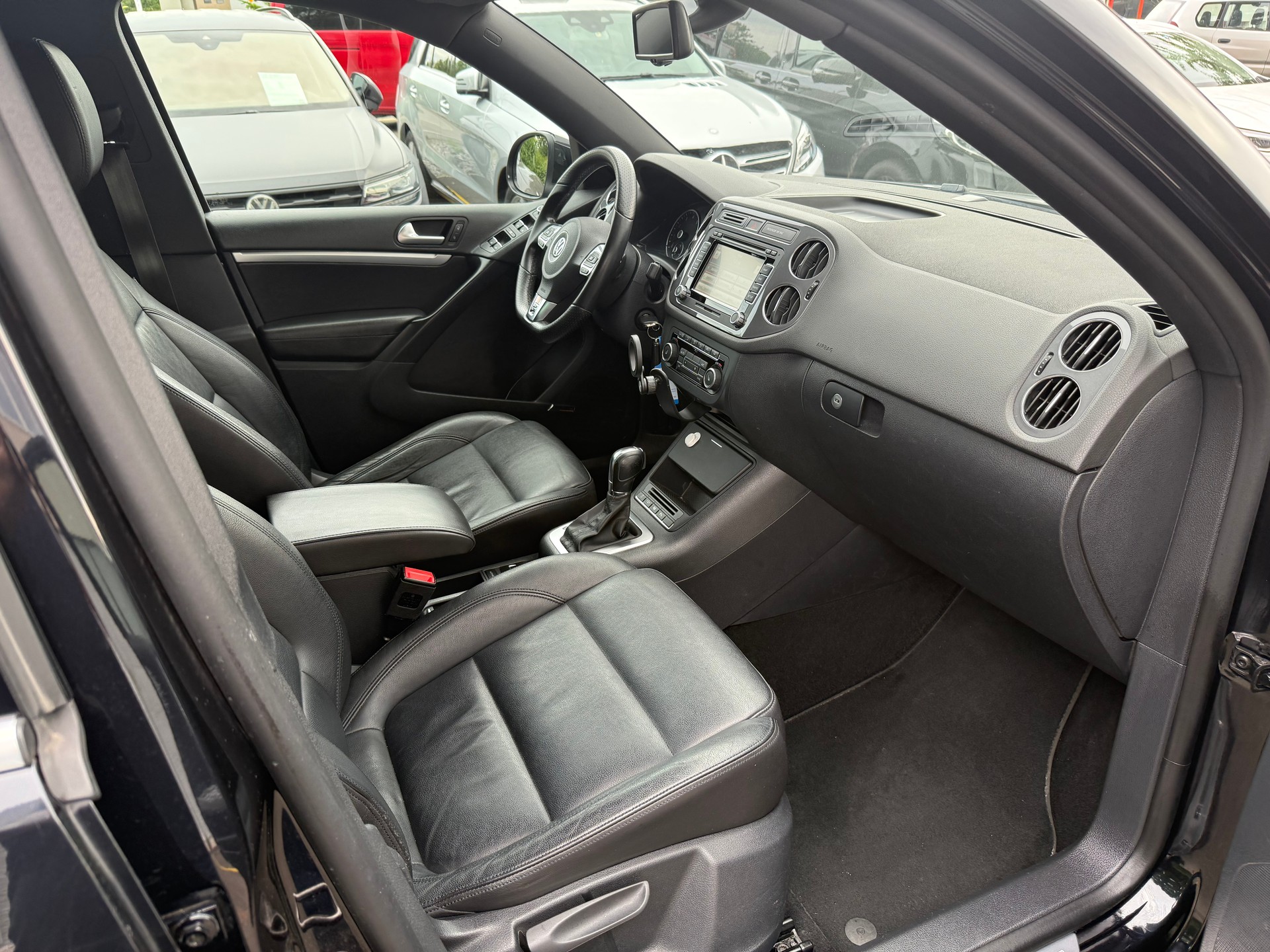 VW Tiguan 2.0 TSI Cup R-Line 4Motion DSG-image-8