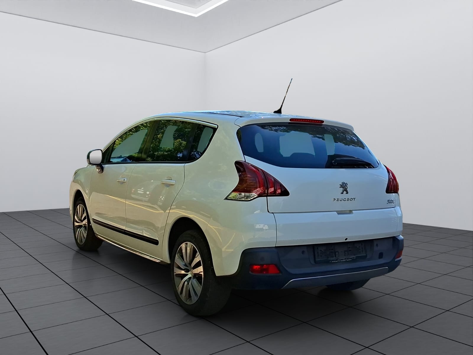 PEUGEOT 3008 1.6 1THP Allure Tiptronic-image-4