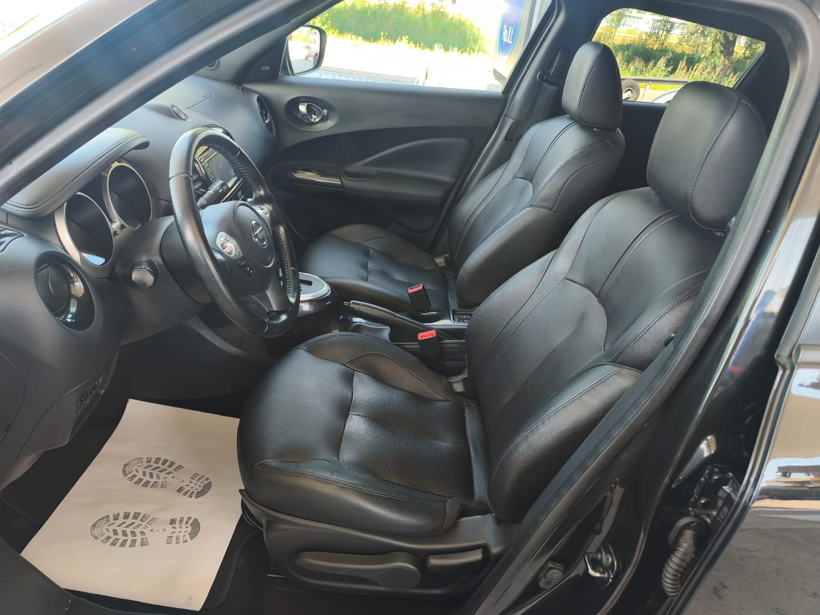 NISSAN Juke 1.6 tekna Xtronic CVT-image-8