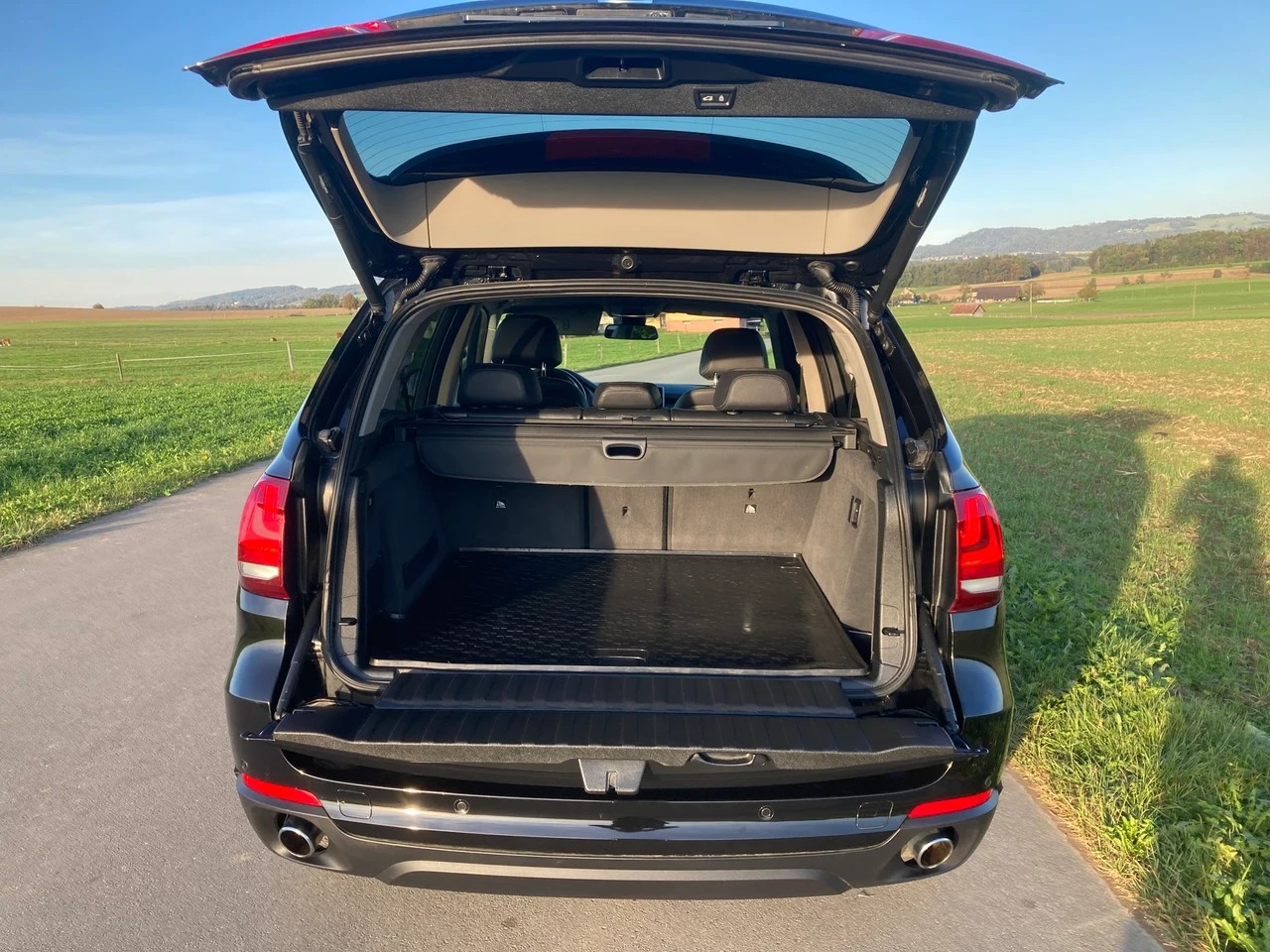 BMW X5 xDrive 25d Steptronic mit Anhängerkupplung-image-5