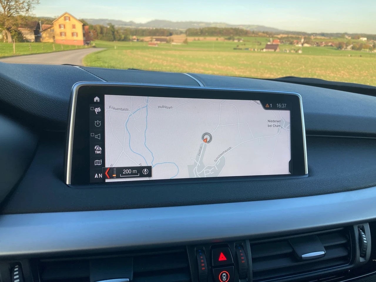 BMW X5 xDrive 25d Steptronic mit Anhängerkupplung-image-9