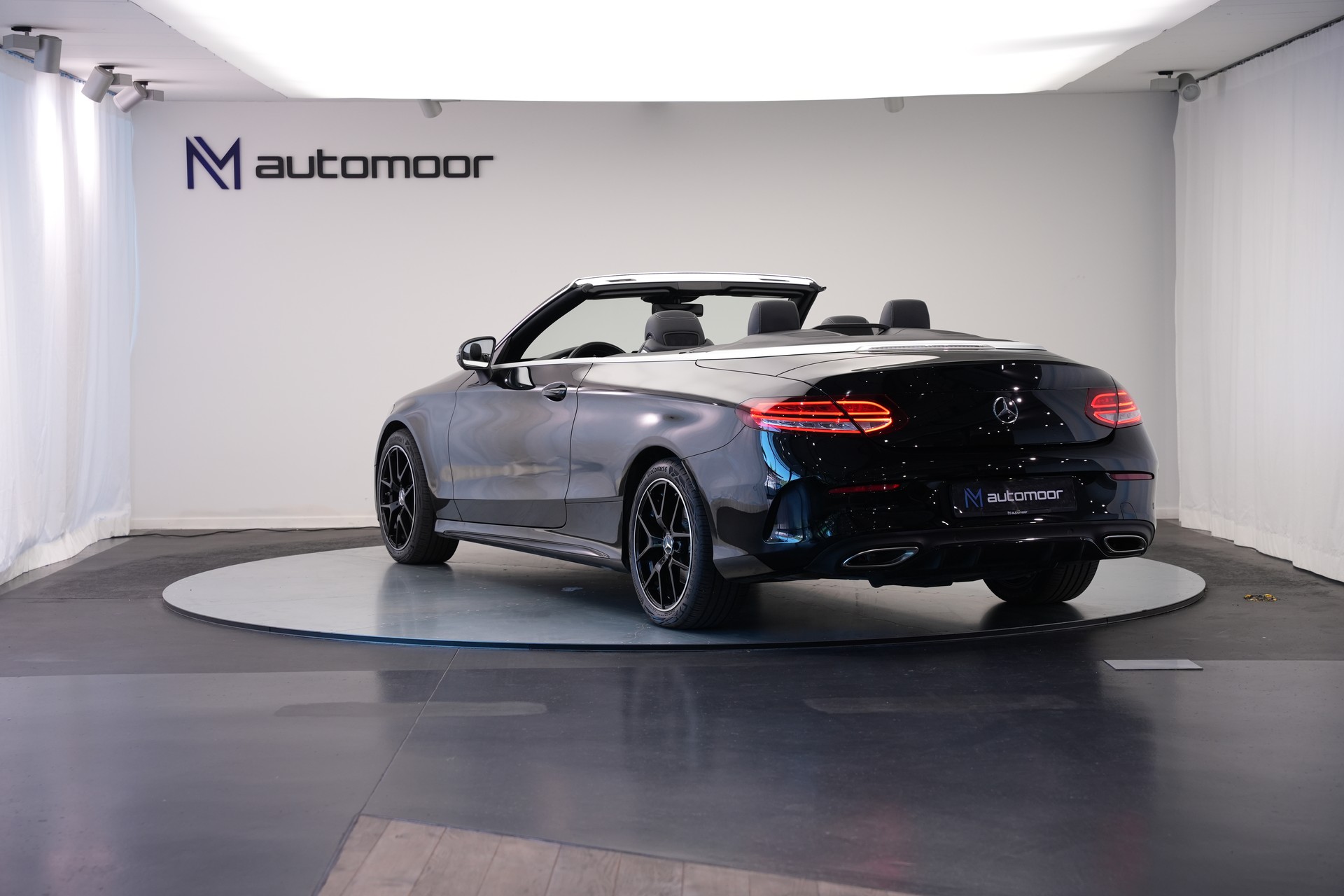 MERCEDES-BENZ C 300 AMG Line 4Matic Cabriolet 9G-Tronic-image-6
