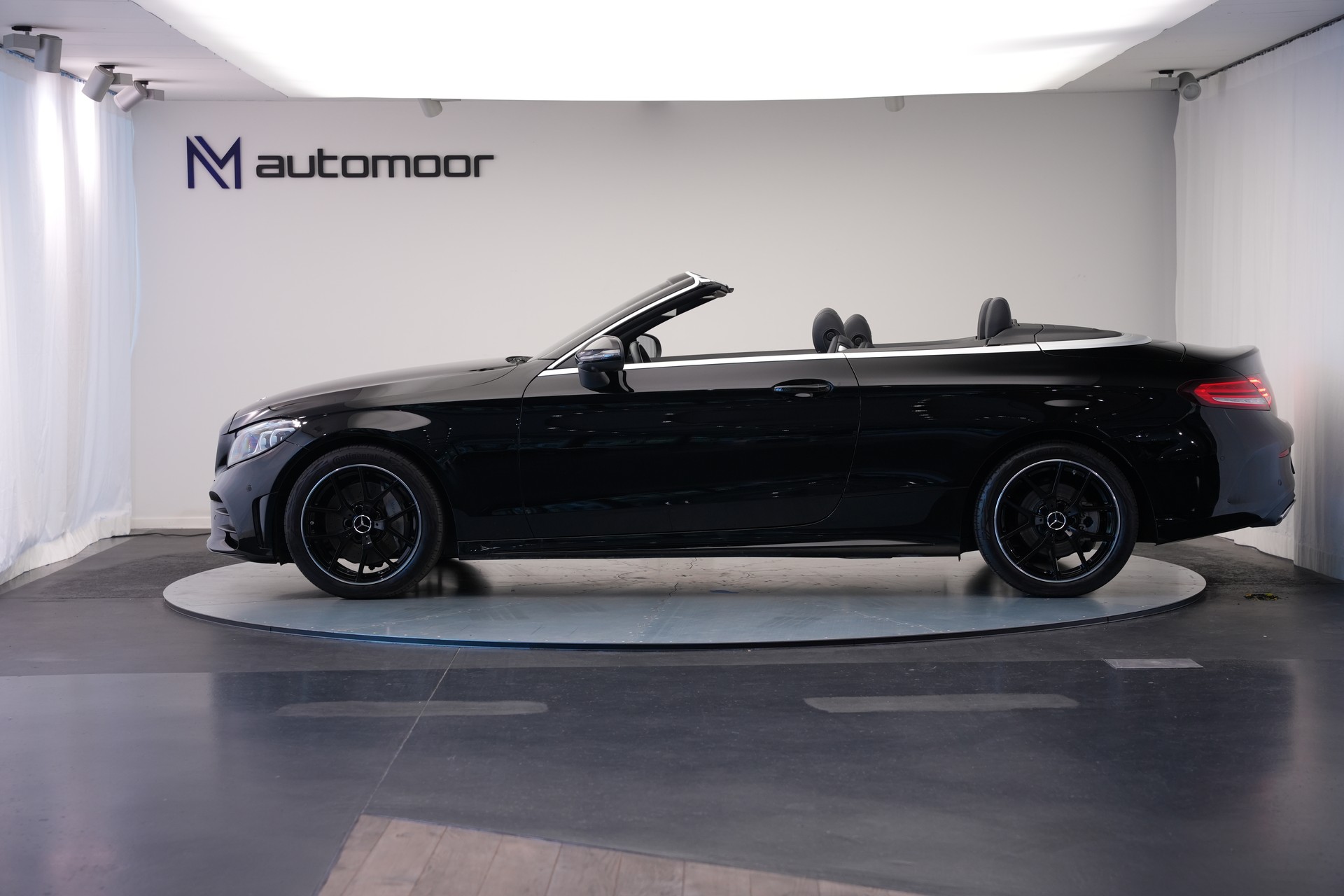 MERCEDES-BENZ C 300 AMG Line 4Matic Cabriolet 9G-Tronic-image-7