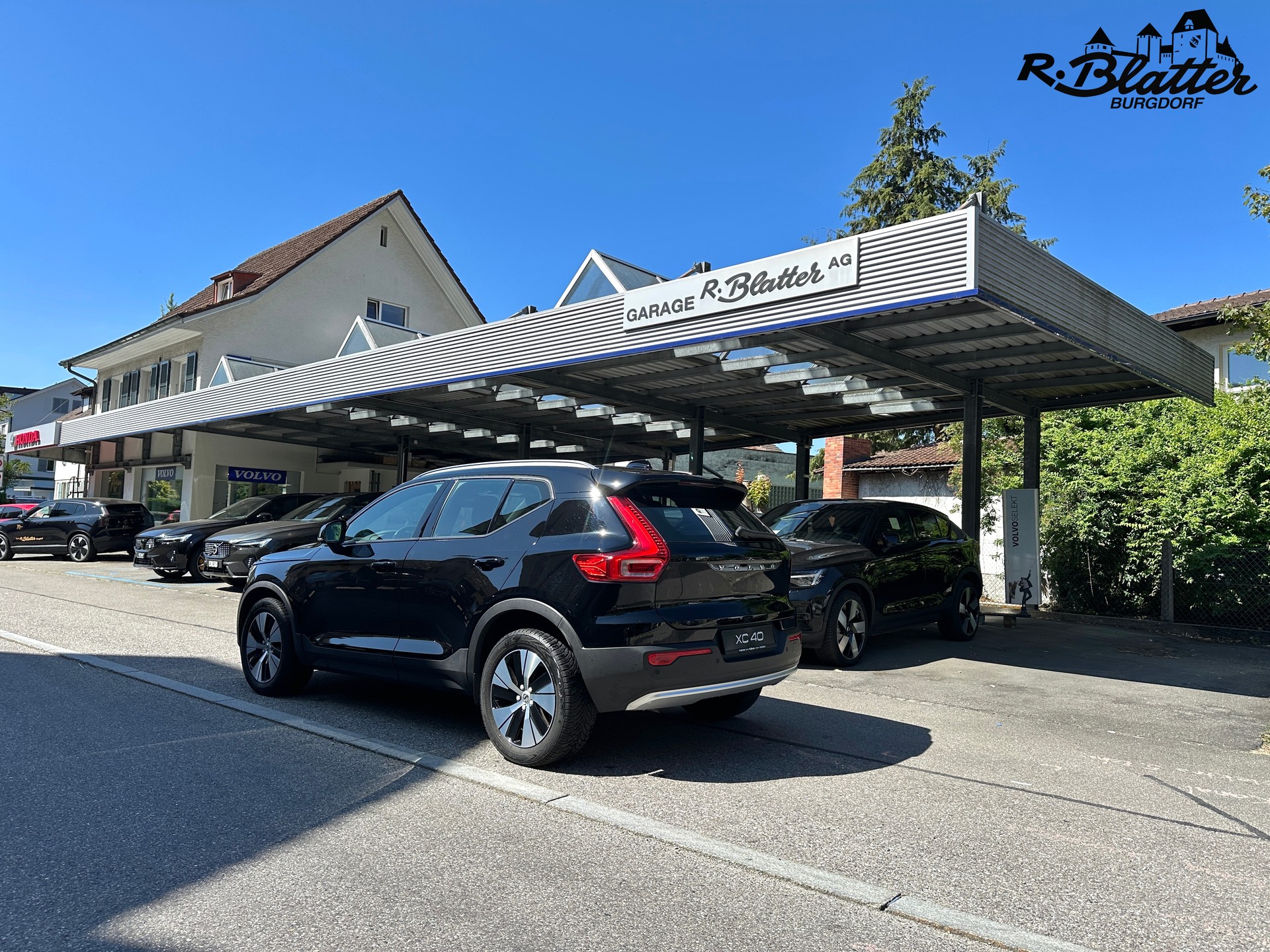 VOLVO XC40 T2 Core Geartronic-image-4