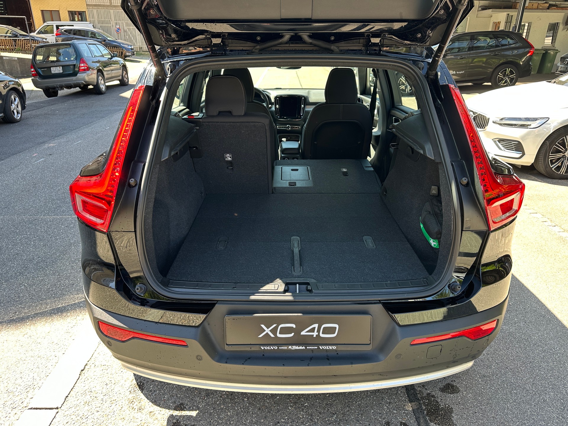 VOLVO XC40 T2 Core Geartronic-image-13