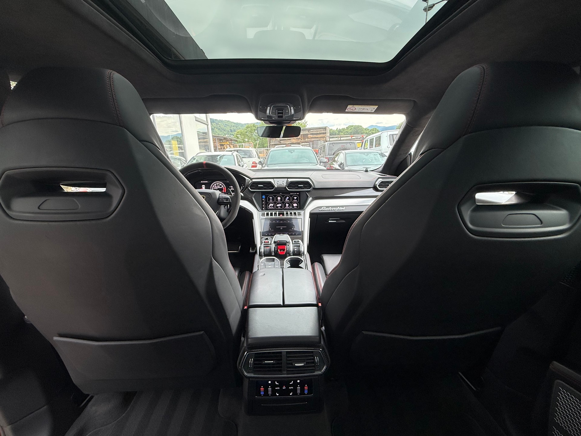 LAMBORGHINI Urus E-Gear-image-17
