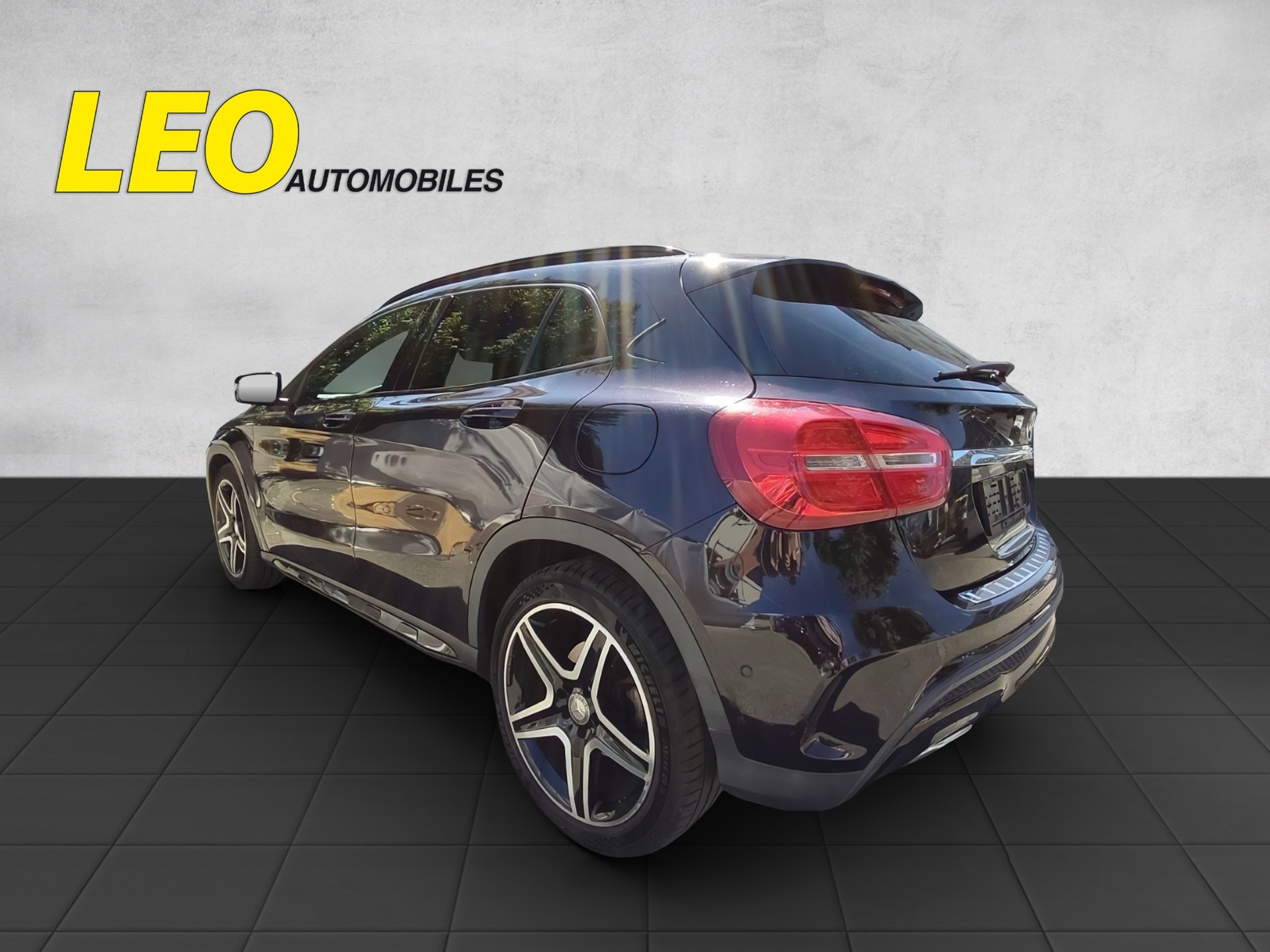 MERCEDES-BENZ GLA 220 CDI AMG Line 4Matic 7G-DCT-image-2