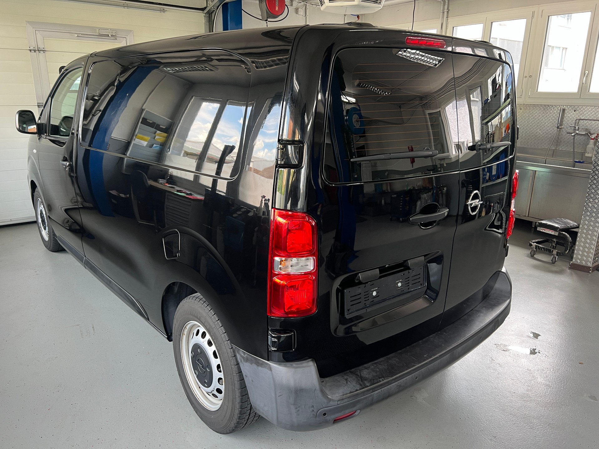 OPEL Vivaro Cargo 1.5 D Enjoy s/s M-image-2