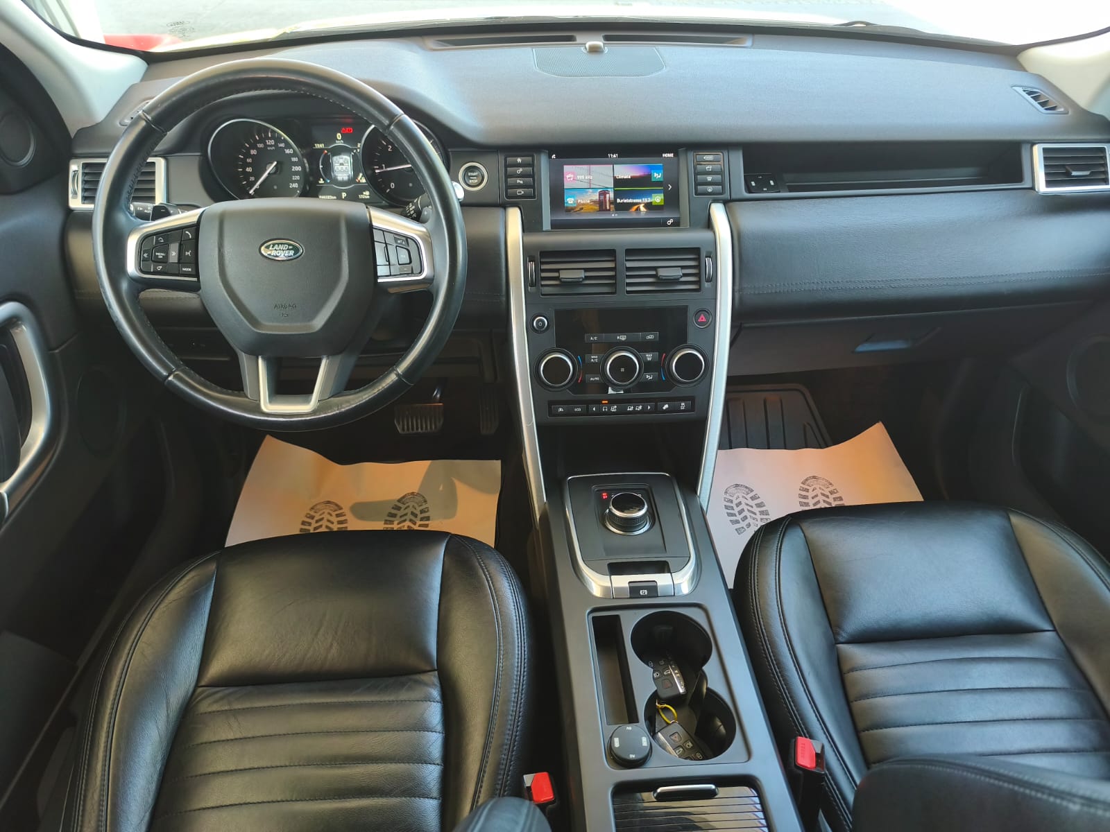 LAND ROVER Discovery Sport 2.0 TD4 HSE Luxury AT9-image-9