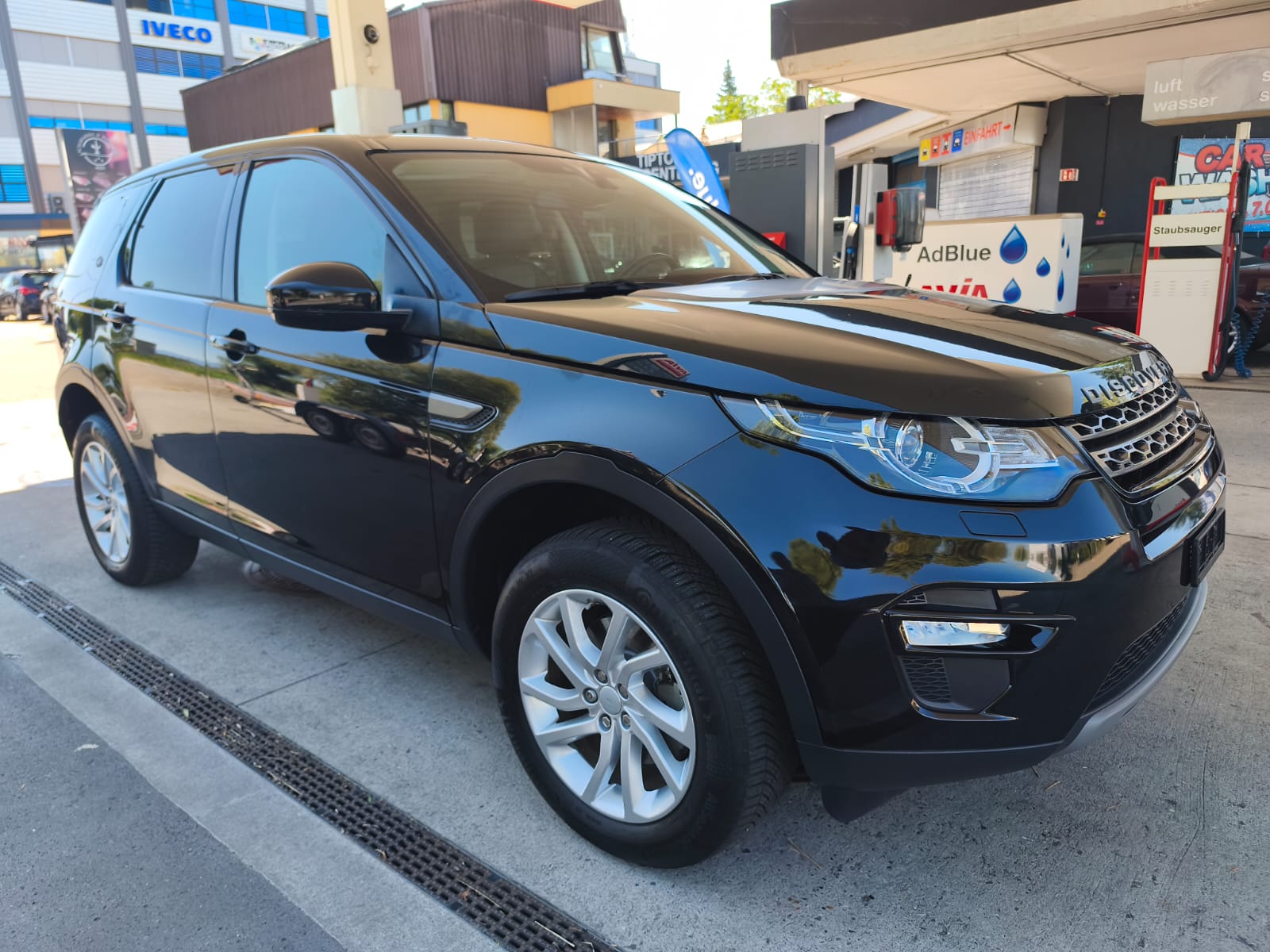 LAND ROVER Discovery Sport 2.0 TD4 HSE Luxury AT9-image-0