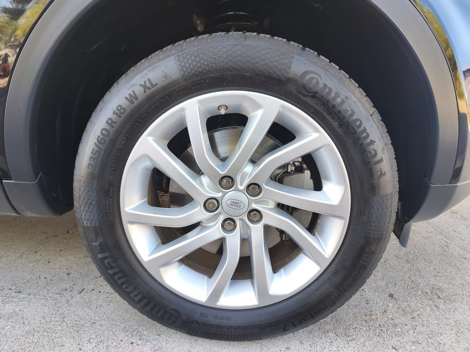 LAND ROVER Discovery Sport 2.0 TD4 HSE Luxury AT9-image-22
