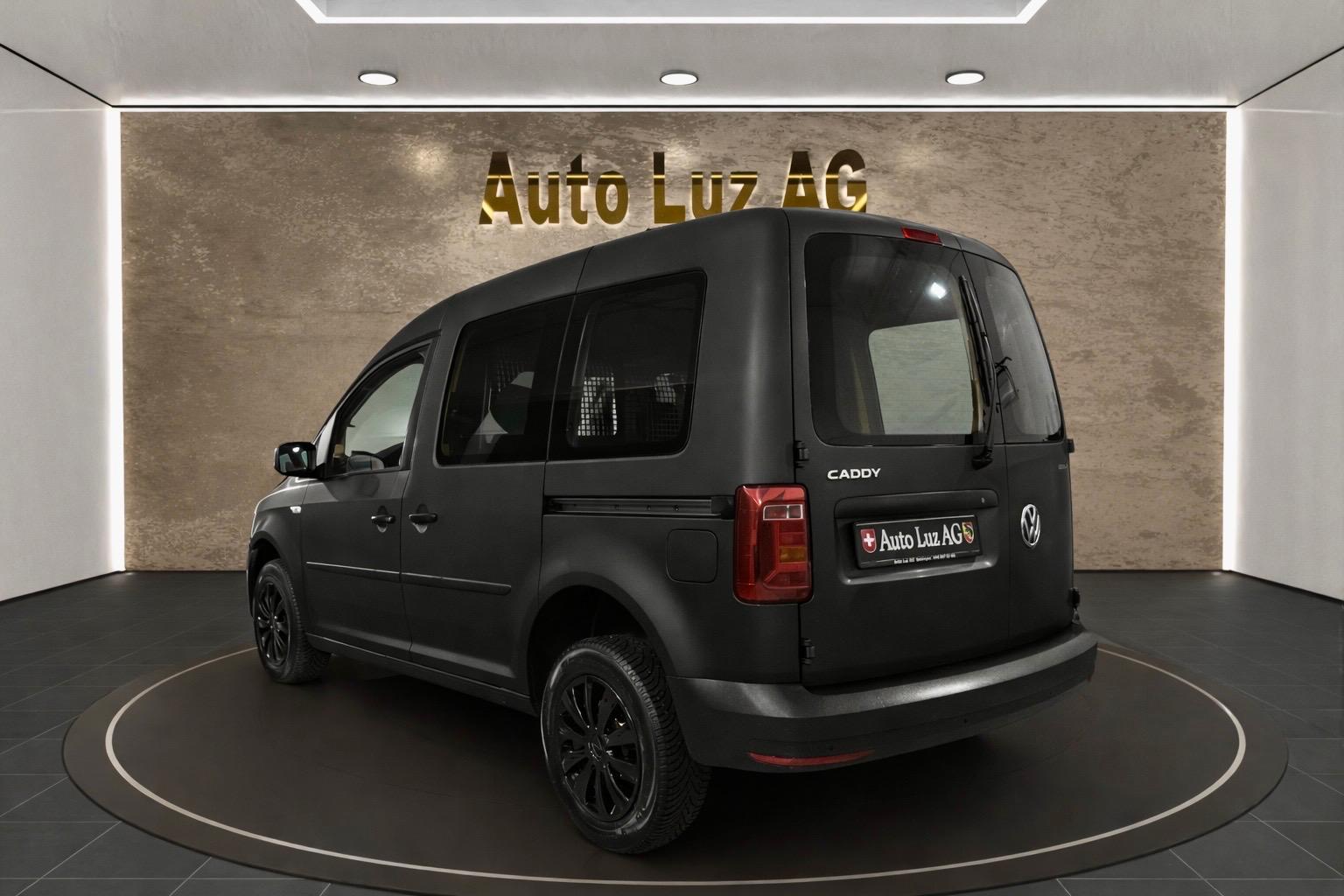 VW Caddy 2.0TDI 4Motion BlueMotion Technology-image-2