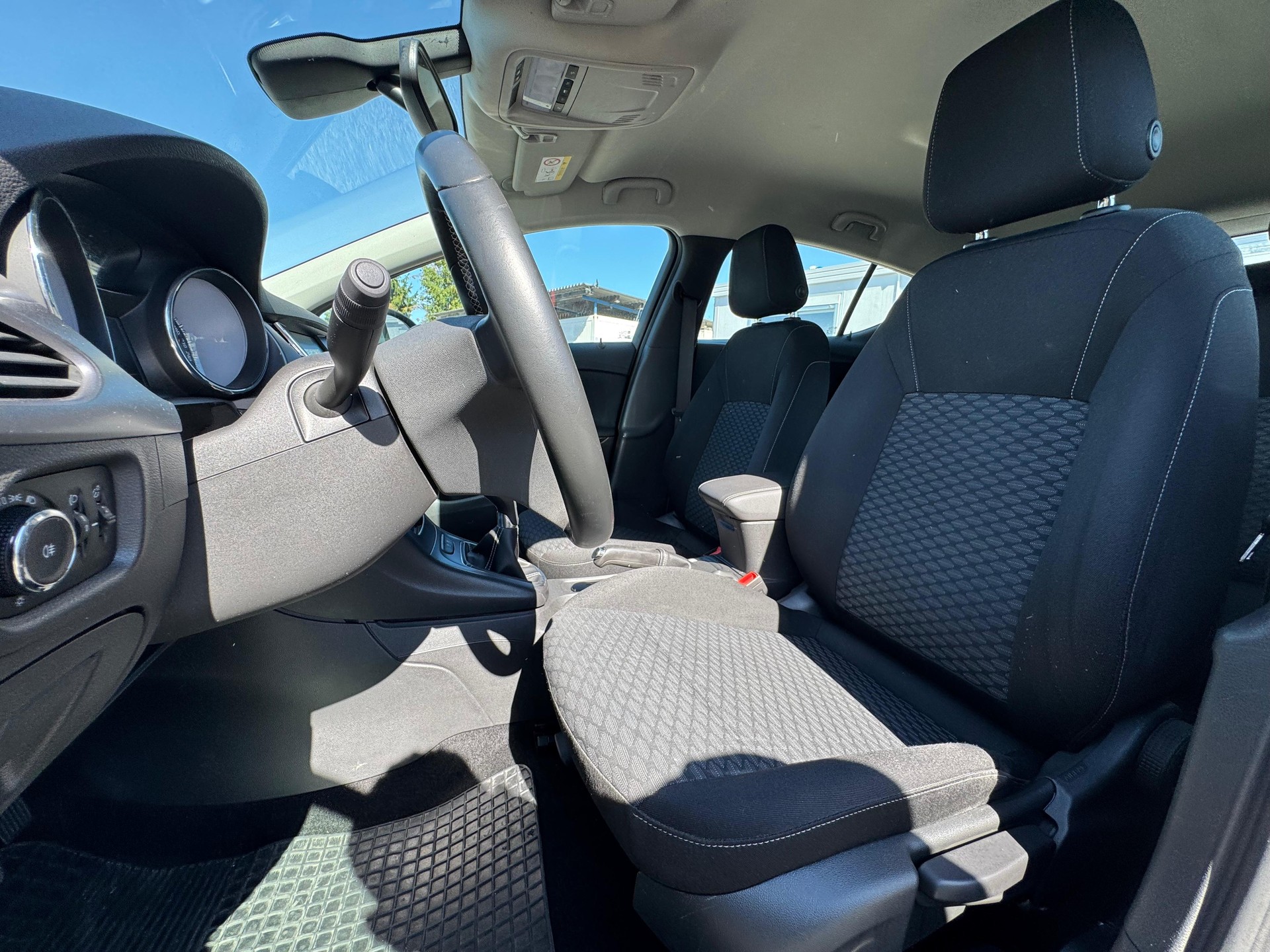 OPEL Astra 1.0i Turbo Enjoy Easytronic-image-7