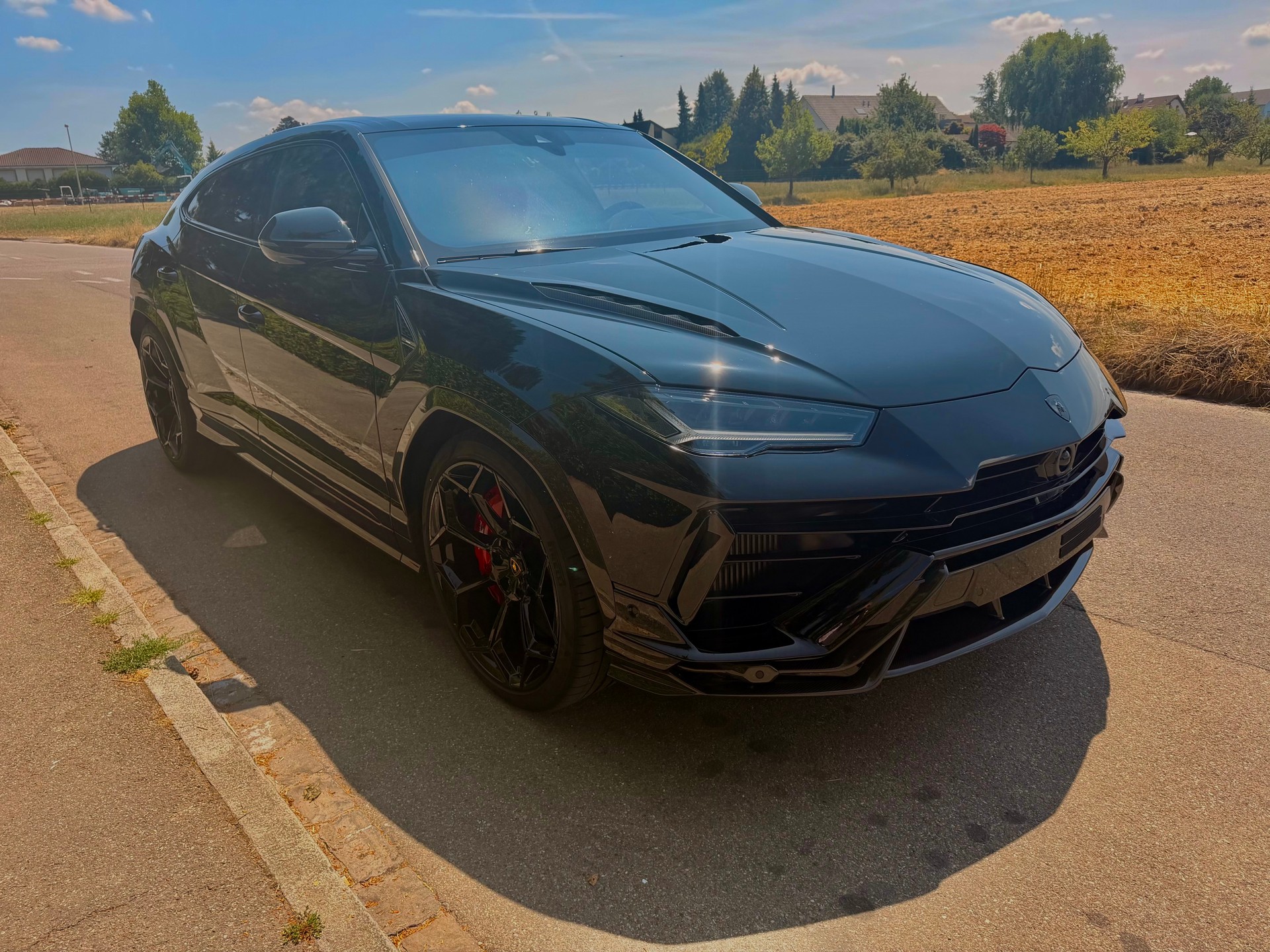 LAMBORGHINI Urus Perfomrante-image-0