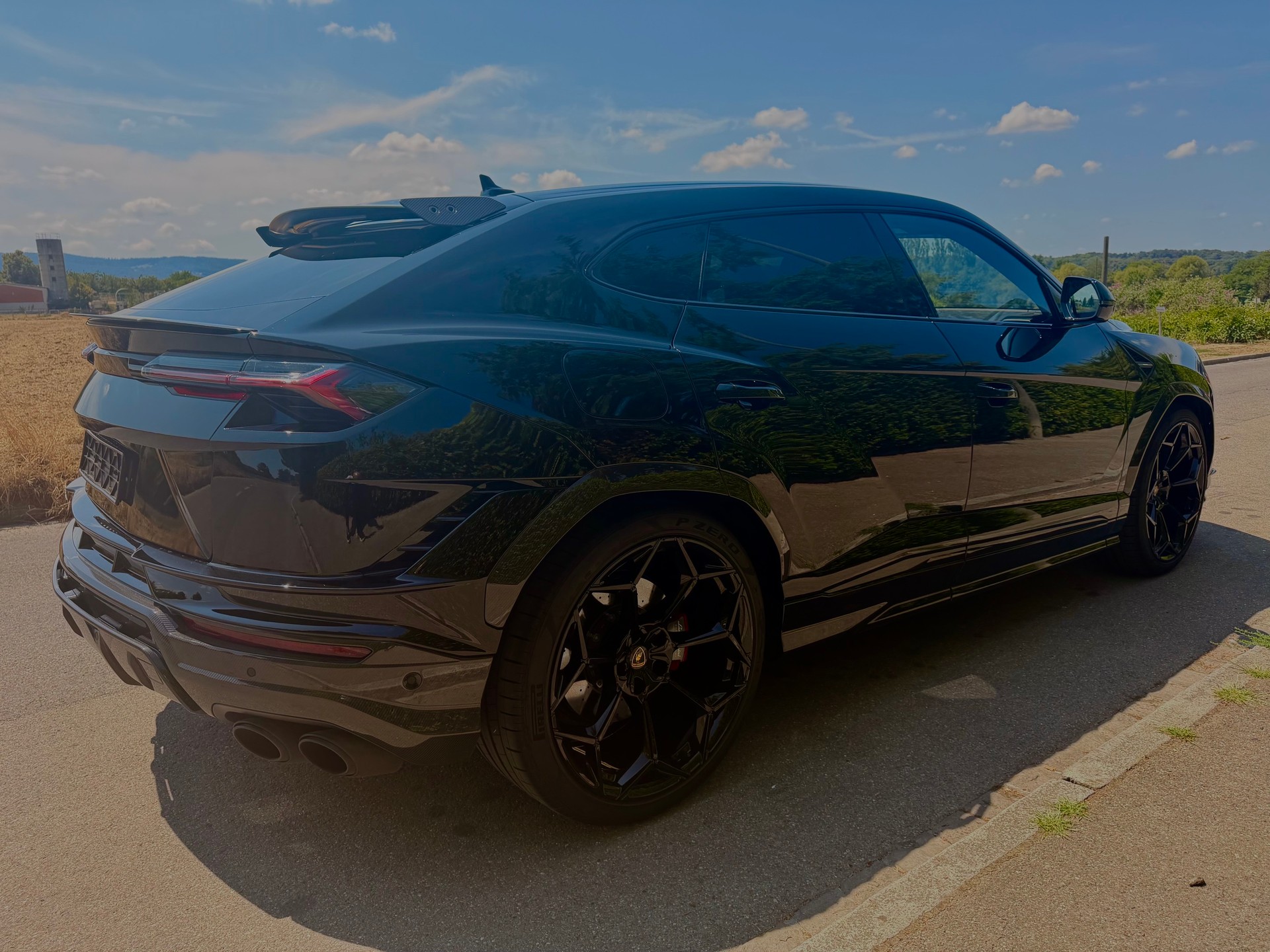 LAMBORGHINI Urus Perfomrante-image-5