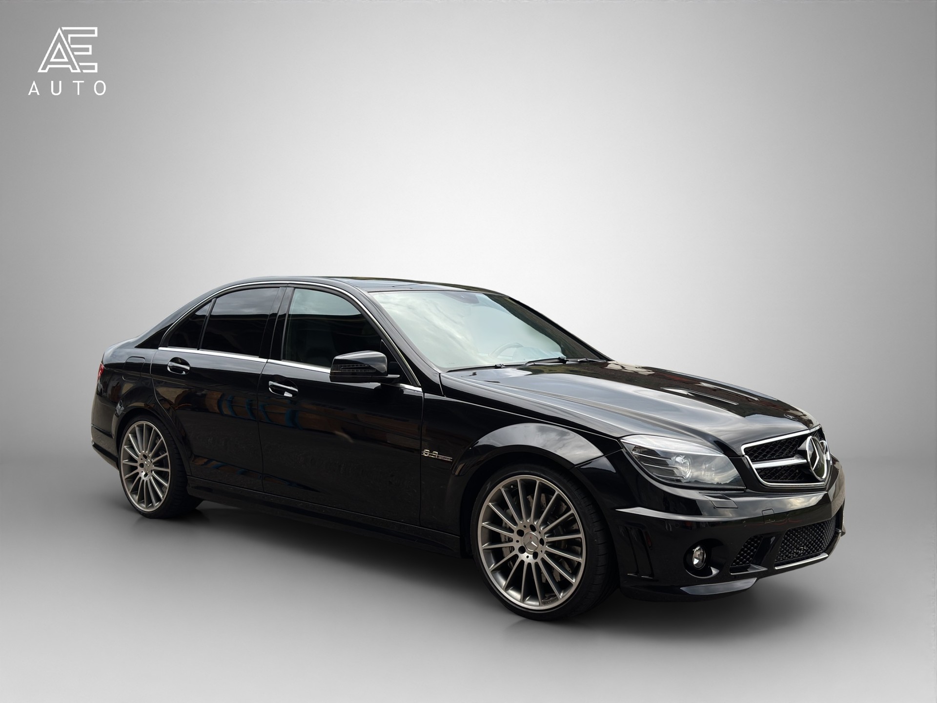 MERCEDES-BENZ C 63 AMG-image-0