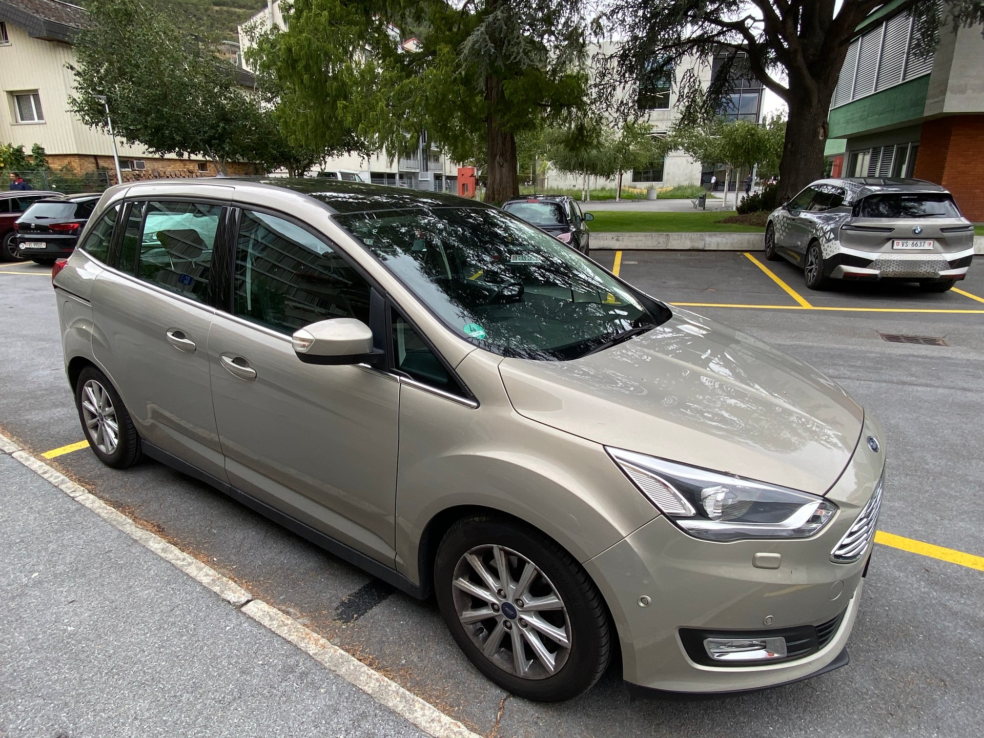 FORD Titanium-image-0