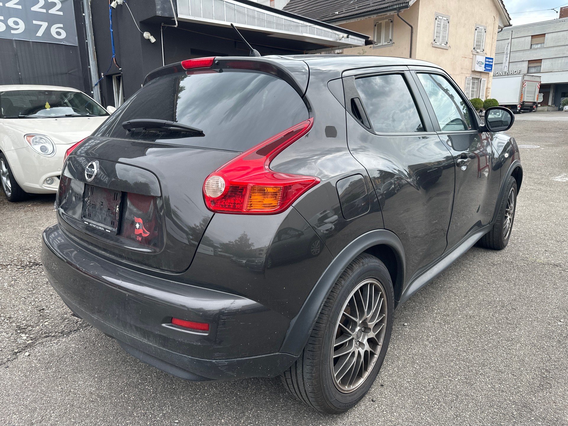 NISSAN Juke 1.6 DIG-T Shiro 4x4 Xtronic M-CVT-image-6